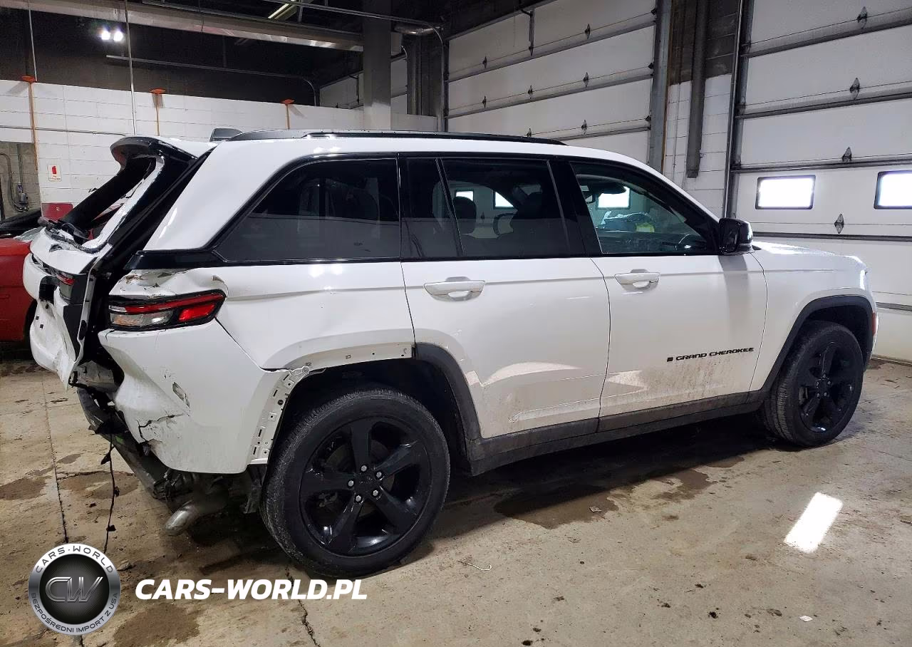 2024 Jeep Grand Cherokee Laredo VIN:1C4RJHAG0RC135408 - 3