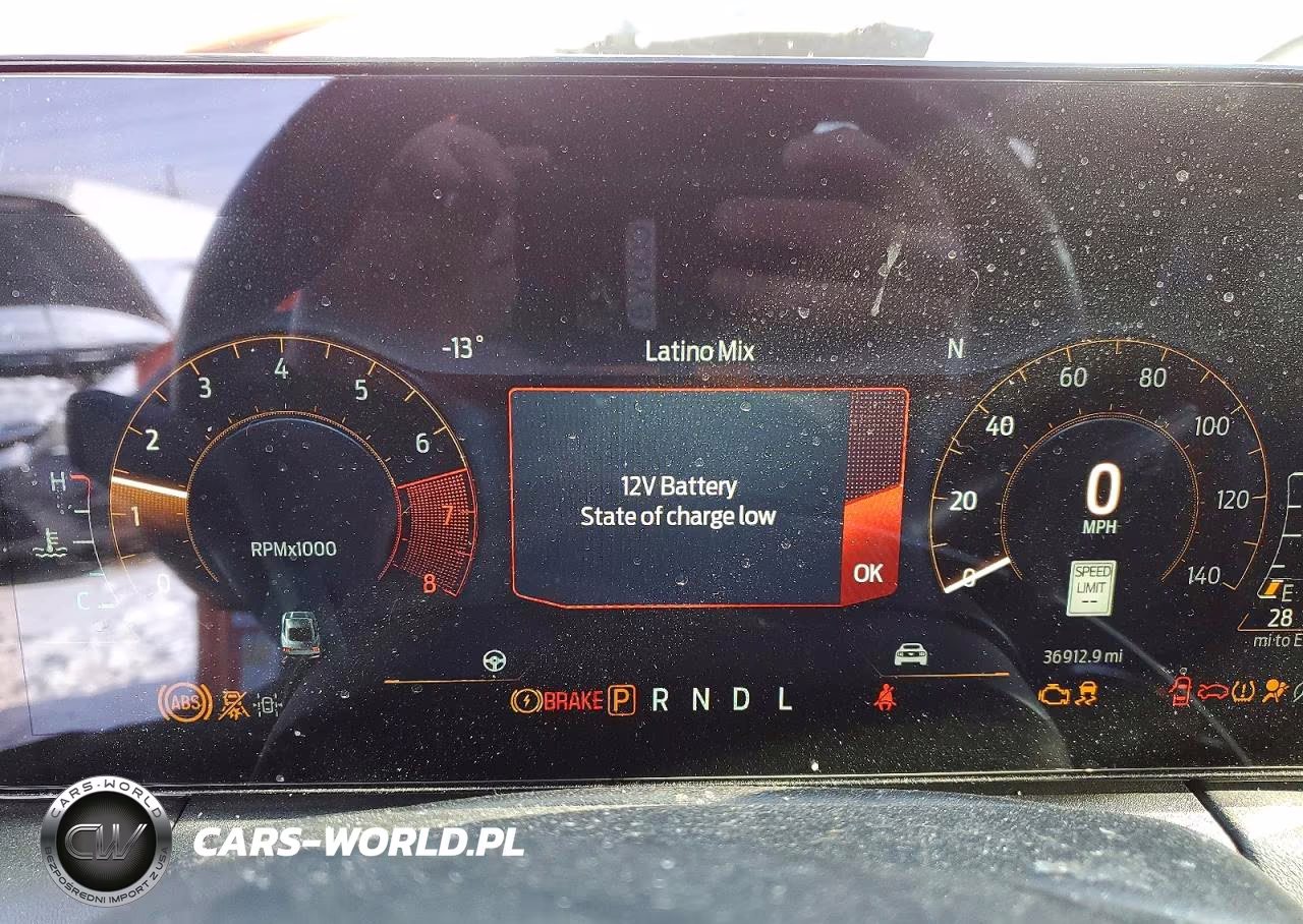 2024 Ford Mustang VIN:1FAGP8UH5R5133545 - 9