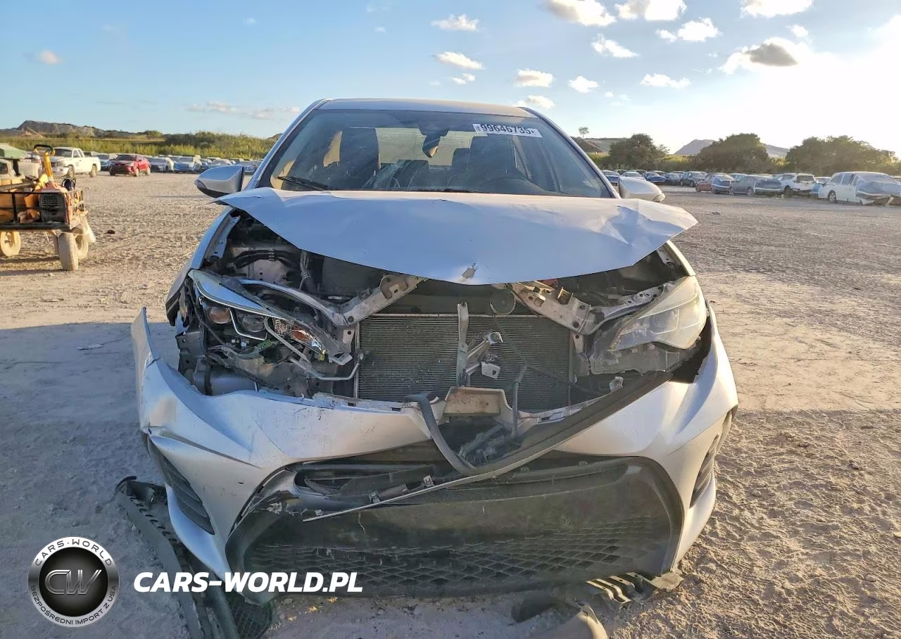 2018 Toyota Corolla L VIN:5YFBURHE8JP807150 - 5