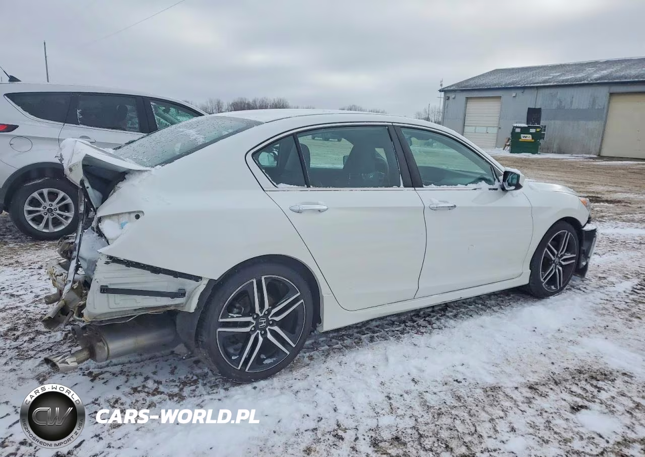 2017 Honda Accord Sport VIN:1HGCR2F68HA104348 - 3