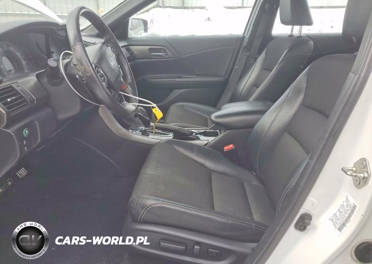2017 Honda Accord Sport VIN:1HGCR2F68HA104348 - 7