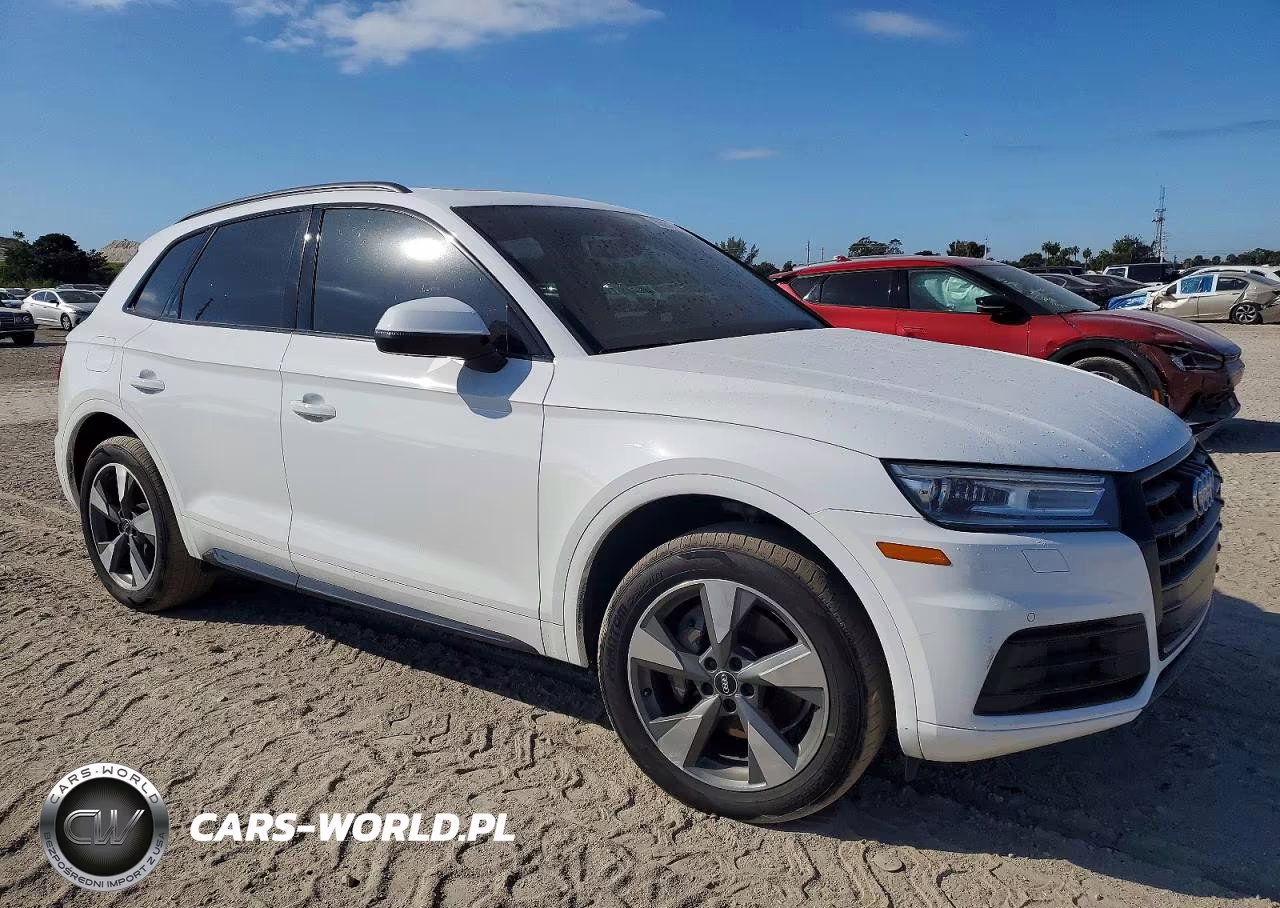 2020 Audi Q5 Premium VIN:WA1ANAFY9L2084069 - 4
