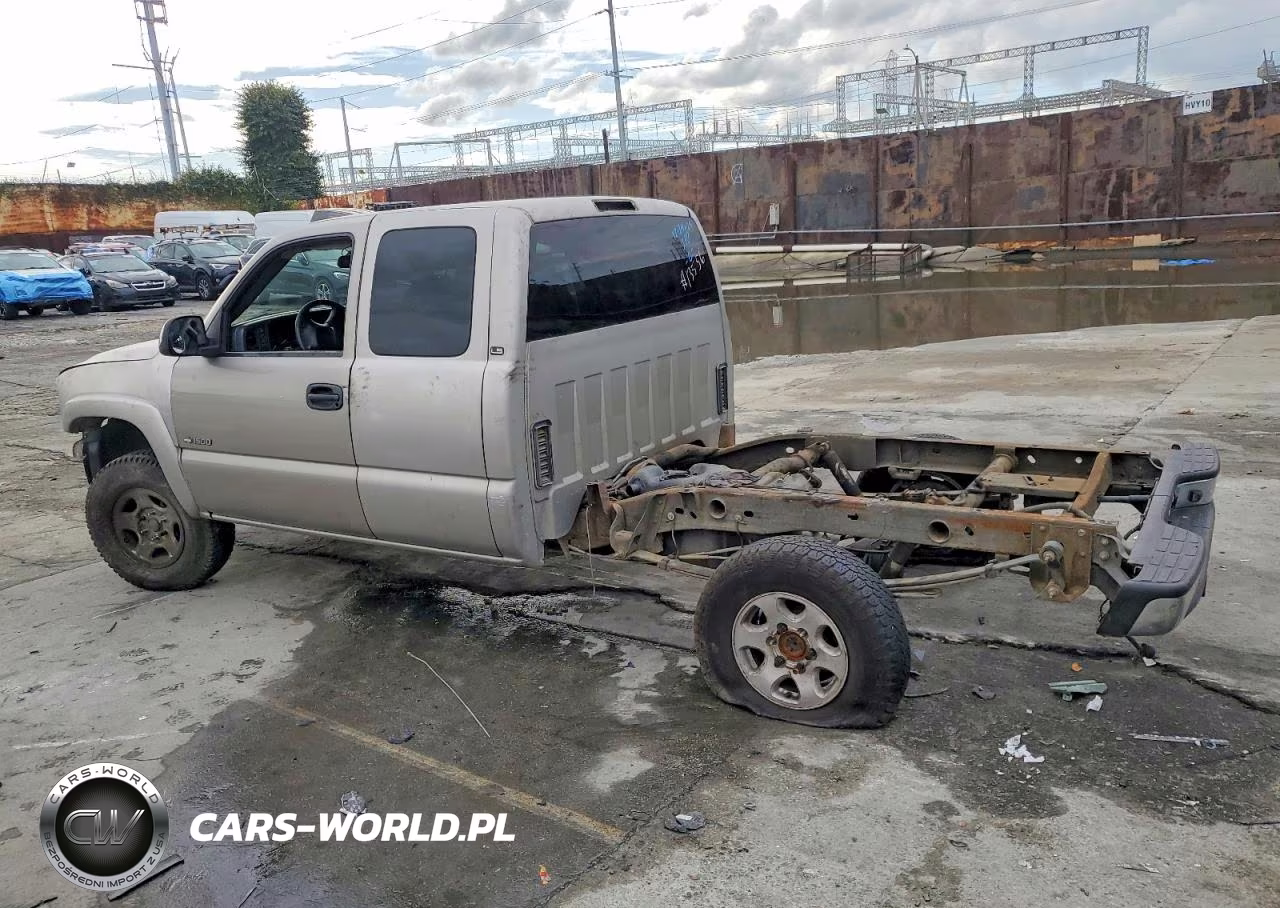 2002 Chevrolet Silverado K1500 VIN:1GCEK19T12E181294 - 2