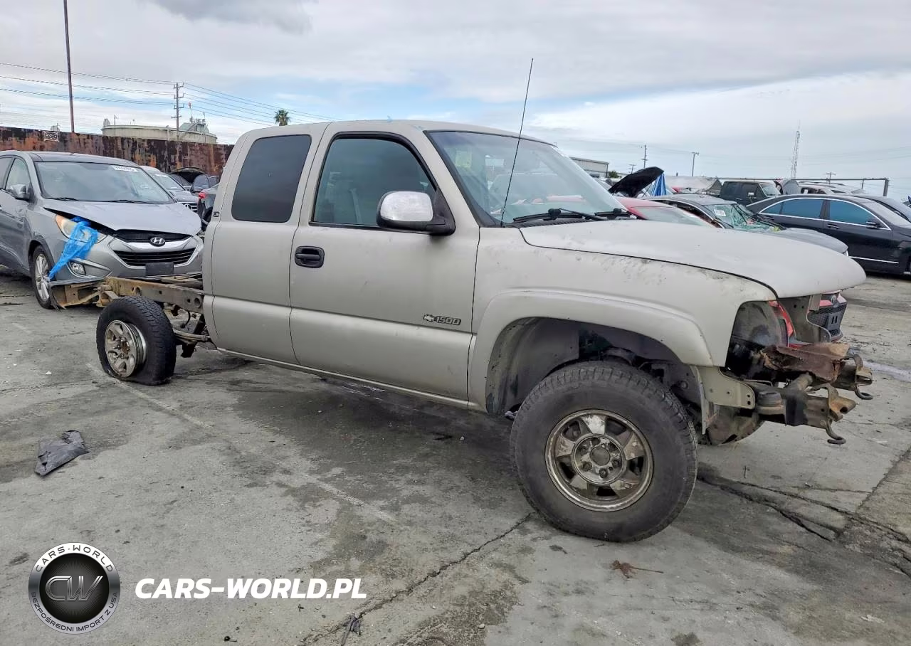 2002 Chevrolet Silverado K1500 VIN:1GCEK19T12E181294 - 4