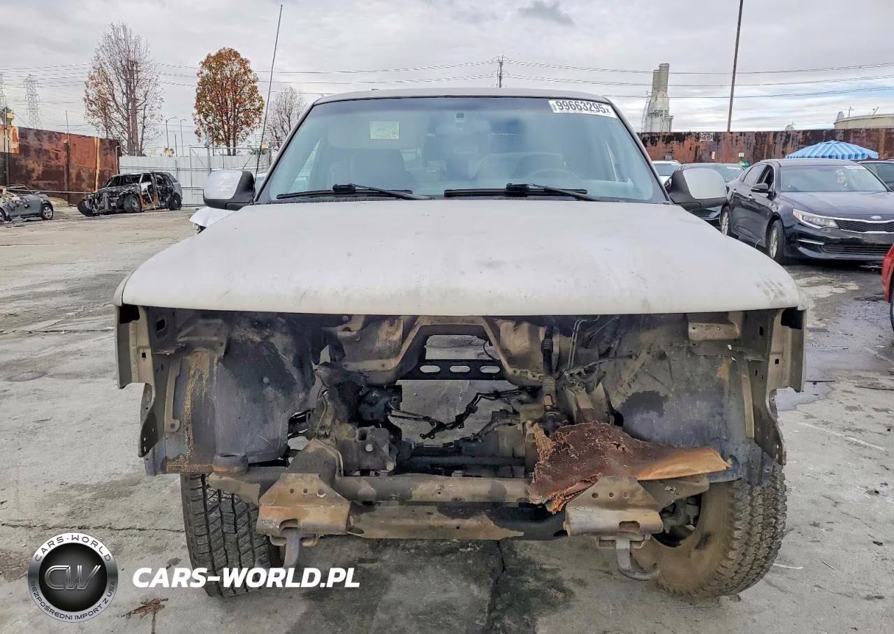 2002 Chevrolet Silverado K1500 VIN:1GCEK19T12E181294 - 5