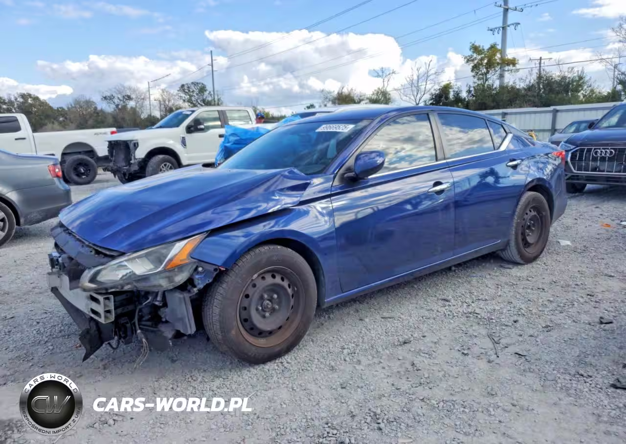 2019 Nissan Altima S