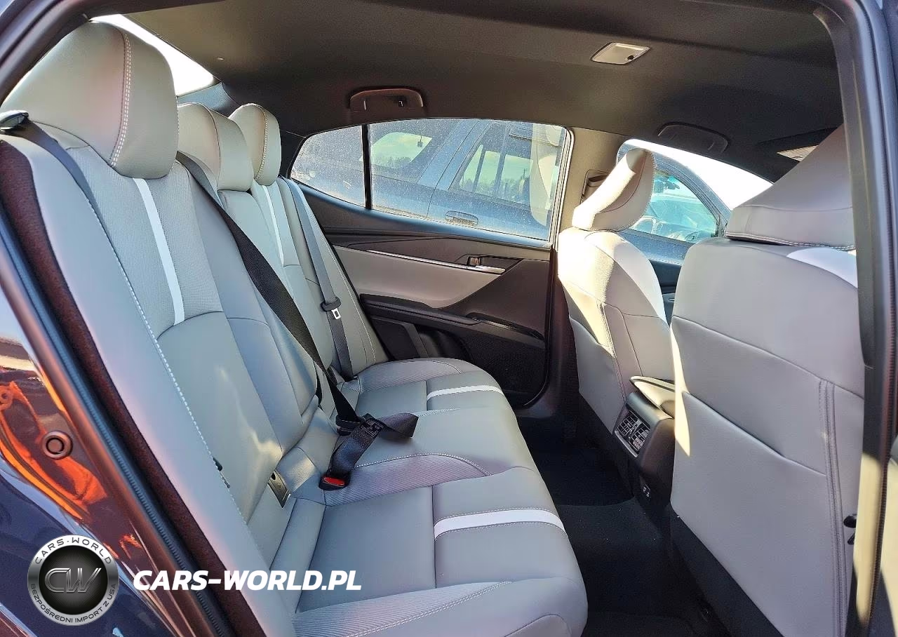 2026 Toyota Camry Se VIN:4T1DBADK1TU040710 - 10