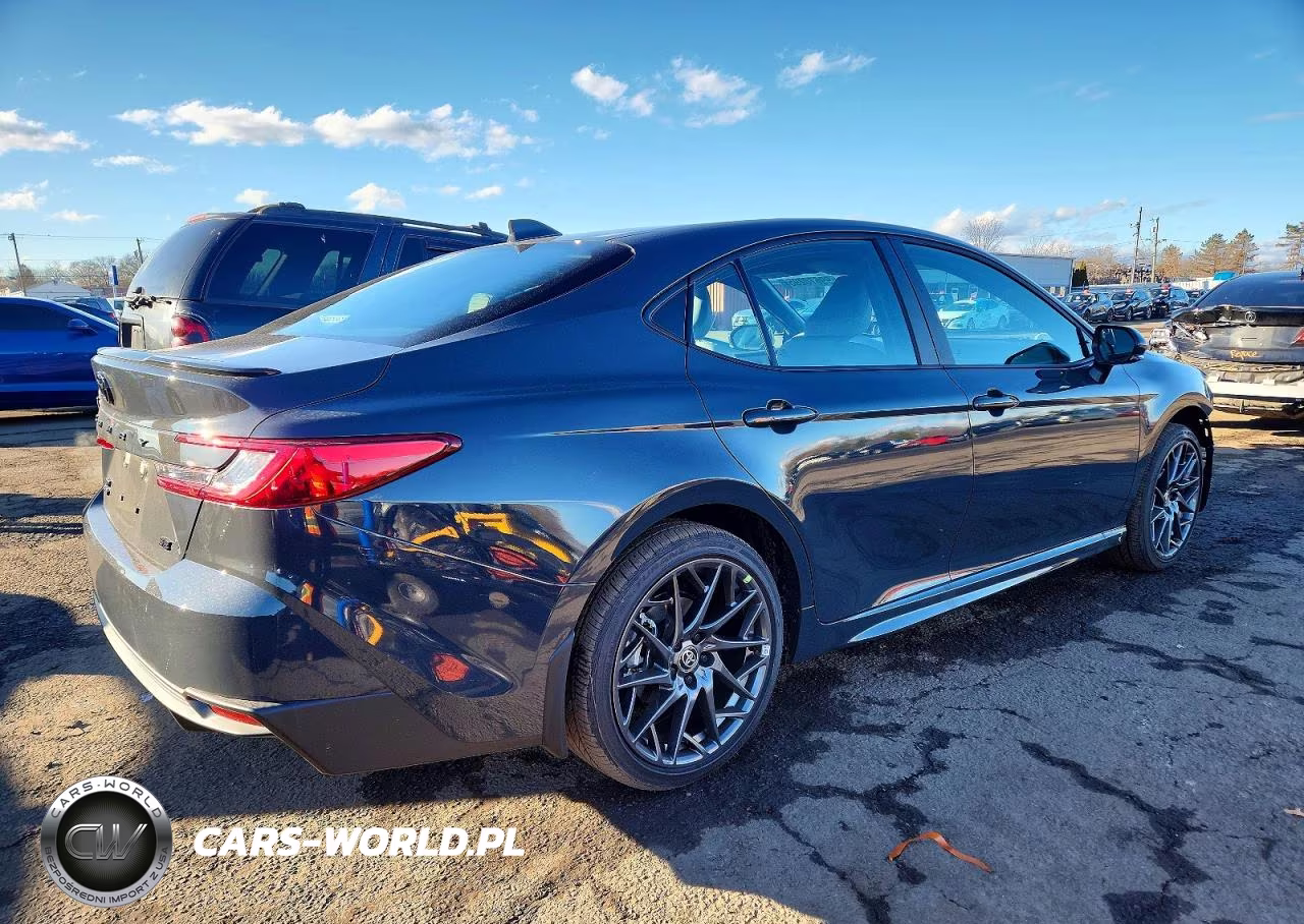 2026 Toyota Camry Se VIN:4T1DBADK1TU040710 - 3