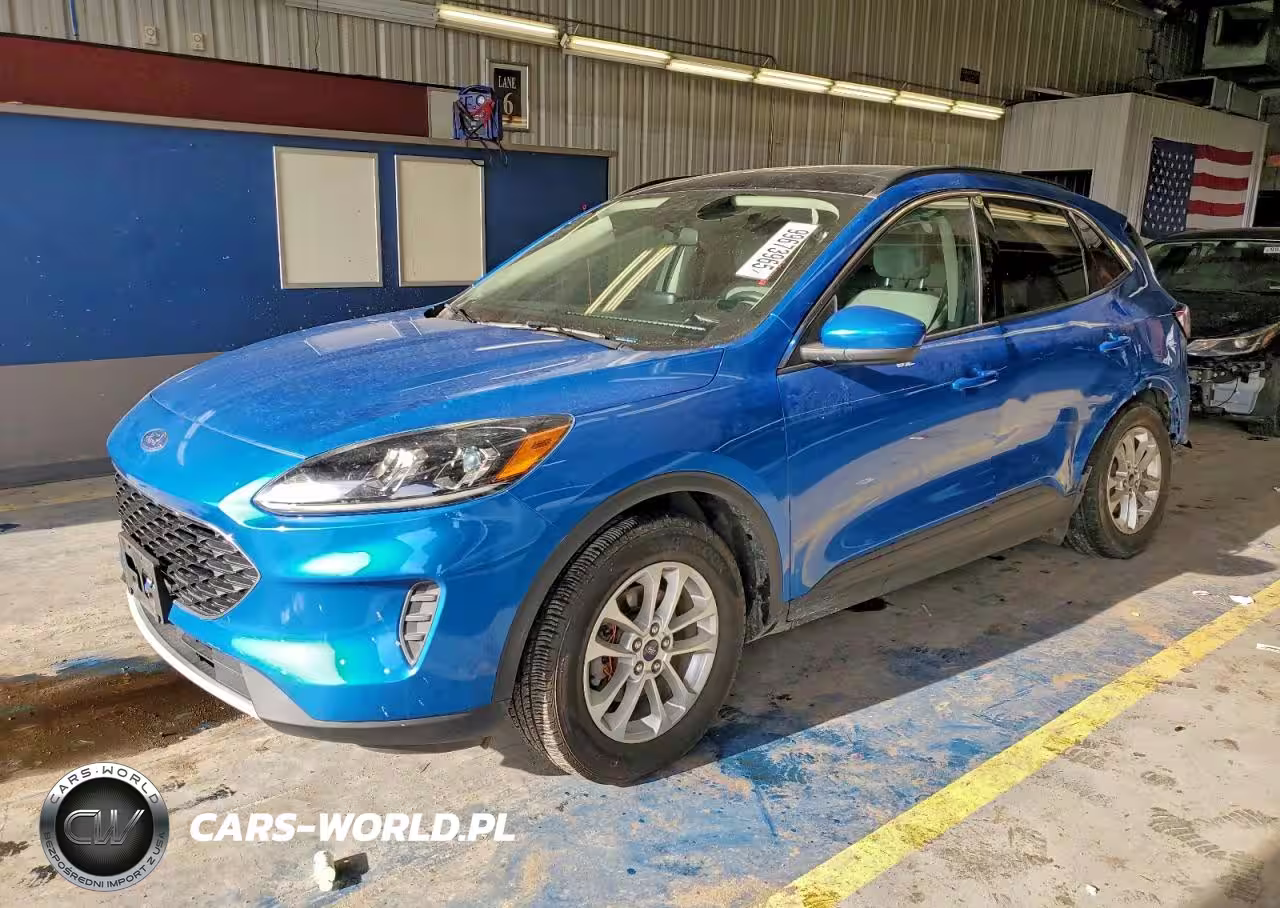 2020 Ford Escape Se