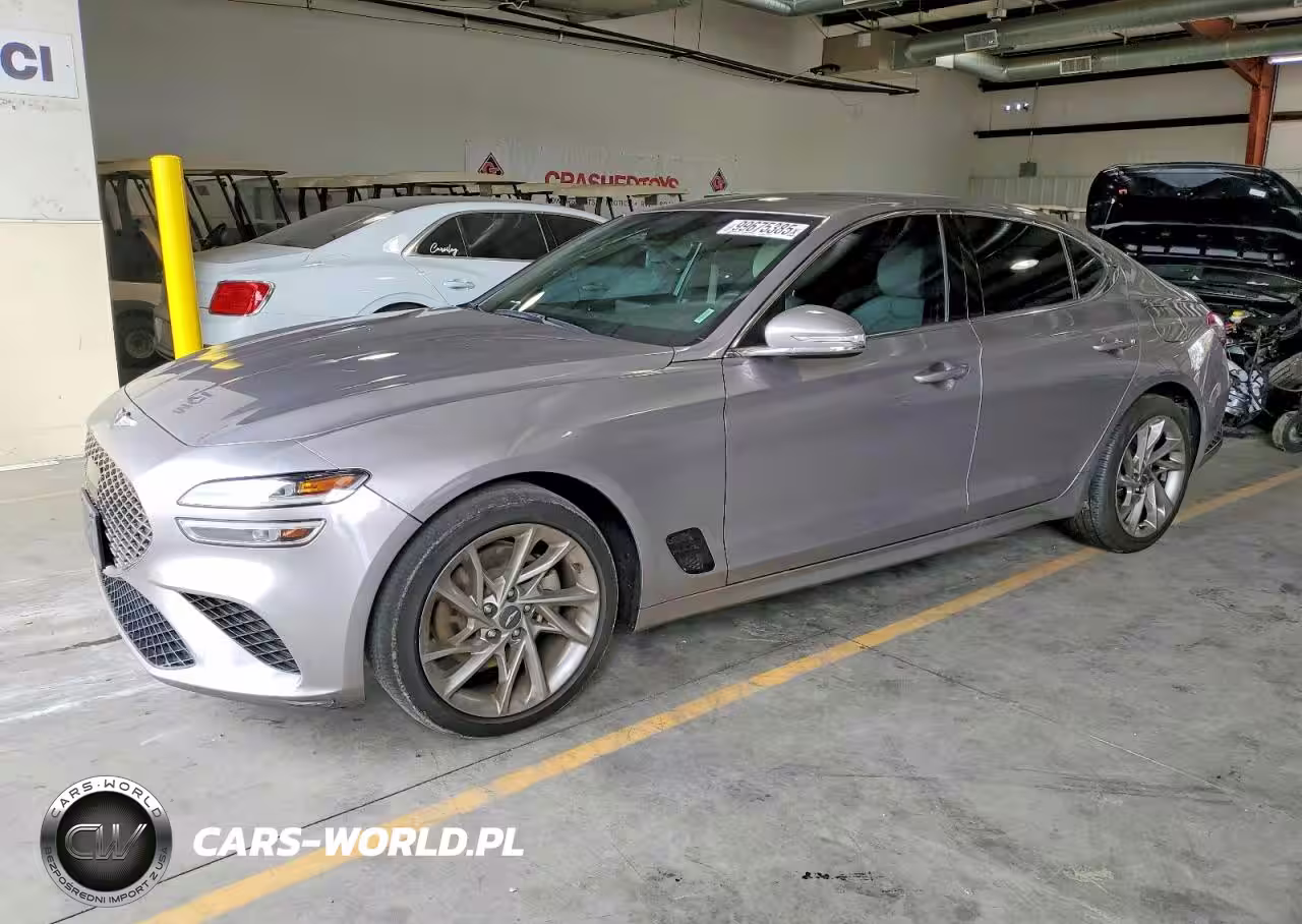 2022 Genesis G70 Base