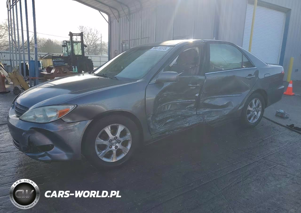 2005 Toyota Camry Le