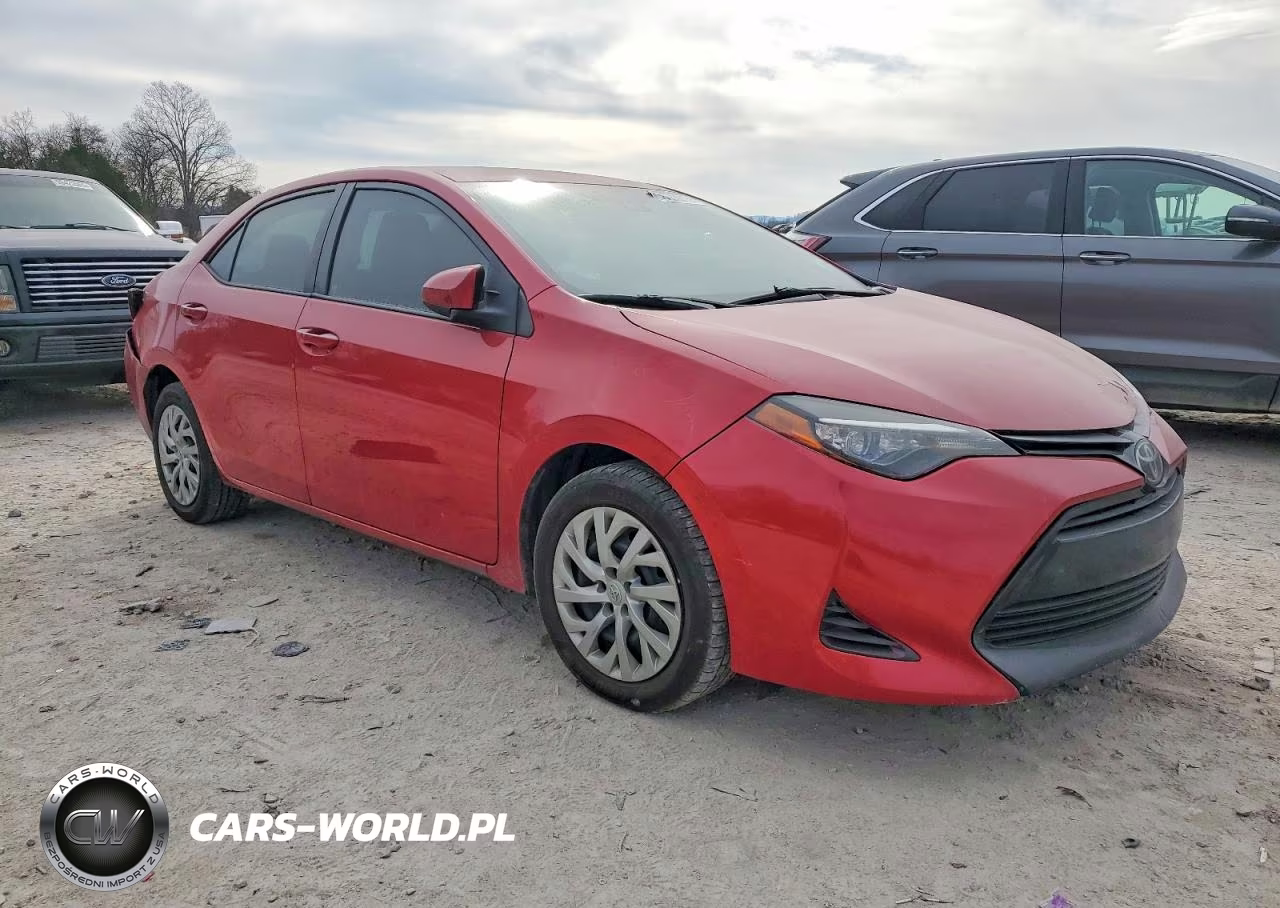2017 Toyota Corolla Le VIN:2T1BURHE6HC817217 - 4