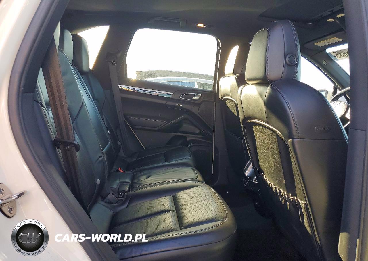 2011 Porsche Cayenne VIN:WP1AA2A2XBLA06109 - 11