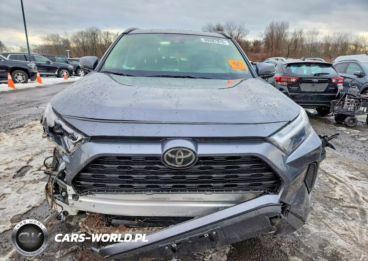 2025 Toyota Rav4 Xle VIN:JTMRWRFV9SD277917 - 5