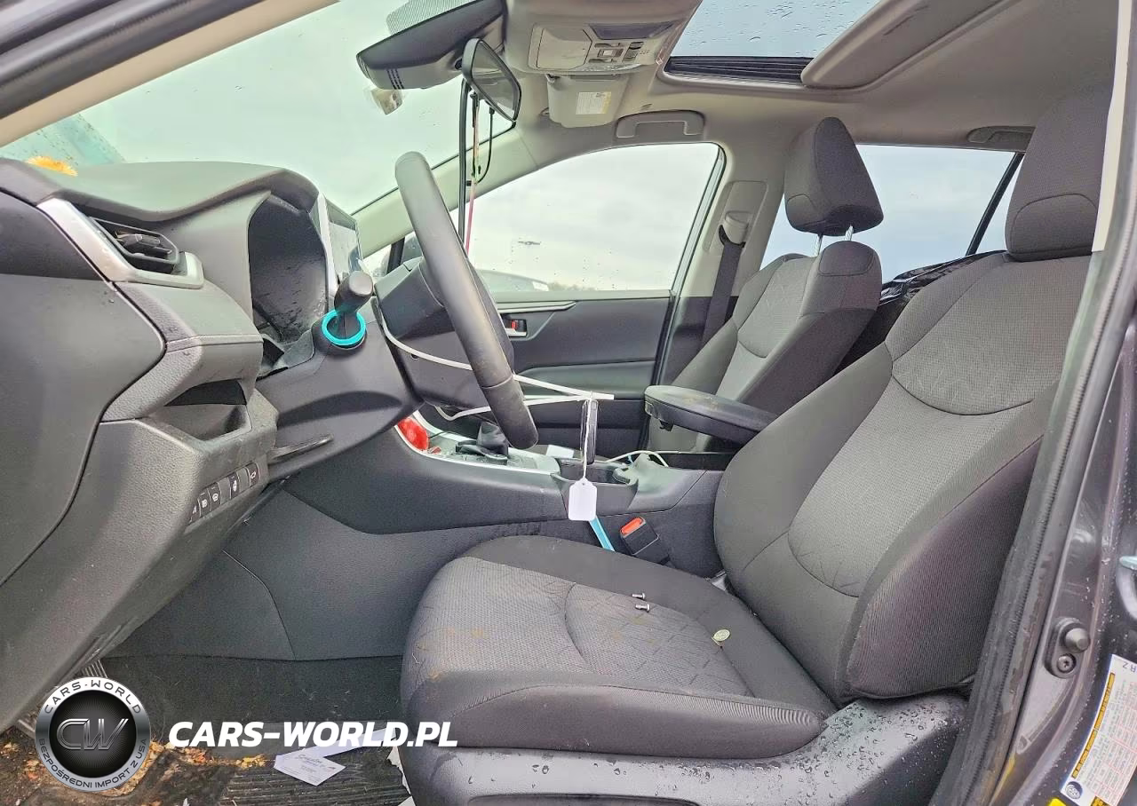 2025 Toyota Rav4 Xle VIN:JTMRWRFV9SD277917 - 7