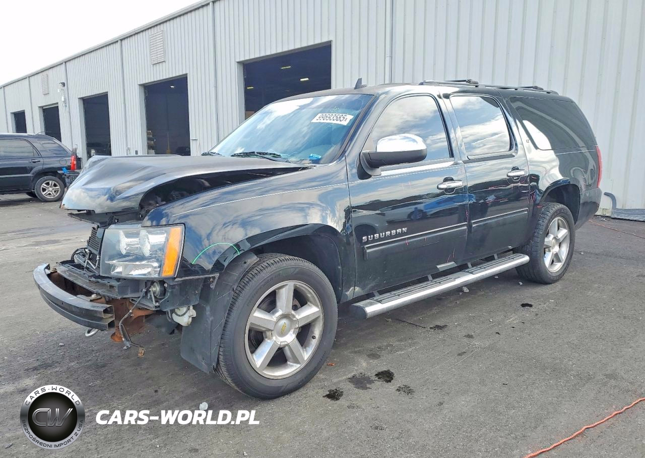 2013 Chevrolet Suburban C1500 Lt