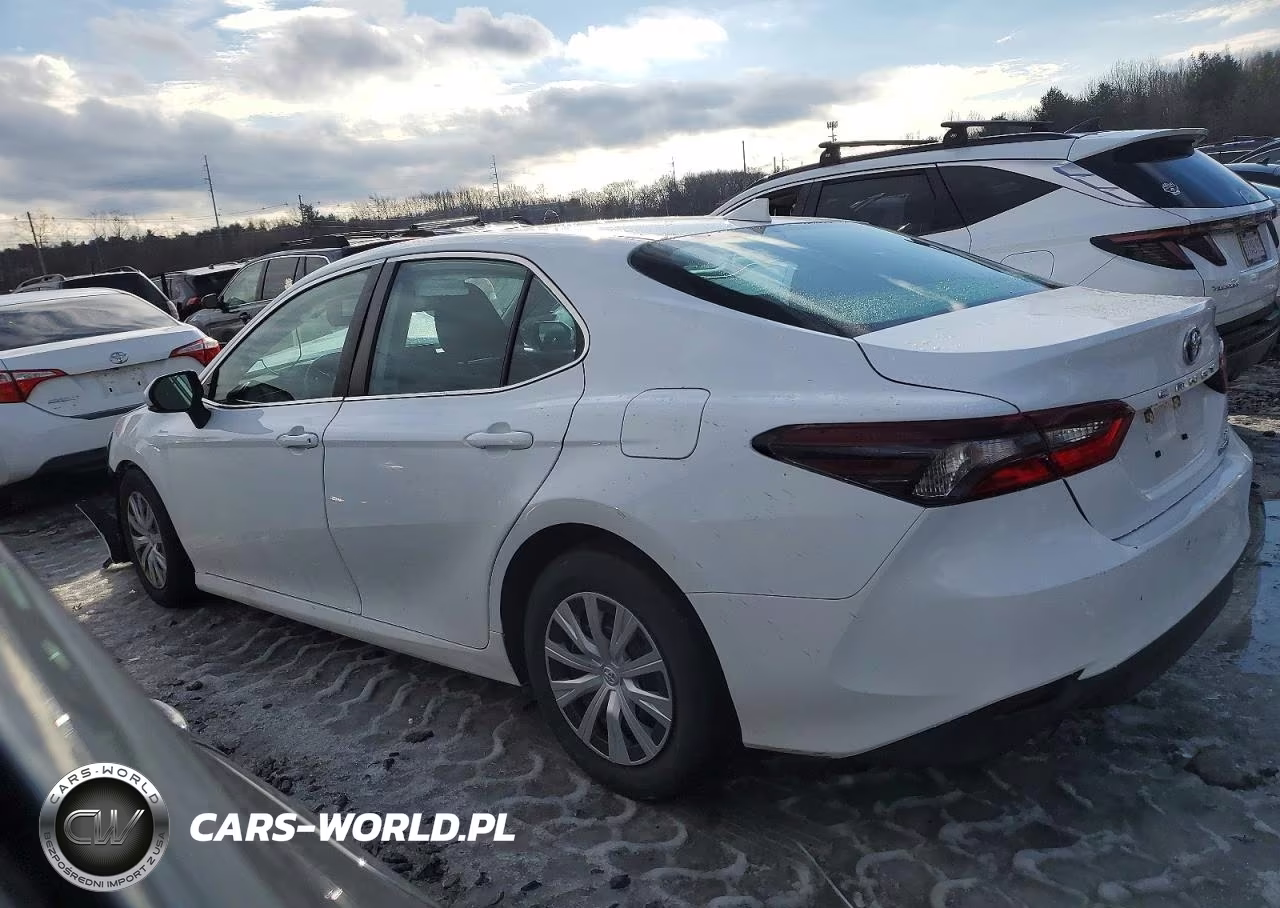 2022 Toyota Camry Hybrid Le VIN:4T1H31AK9NU582885 - 2