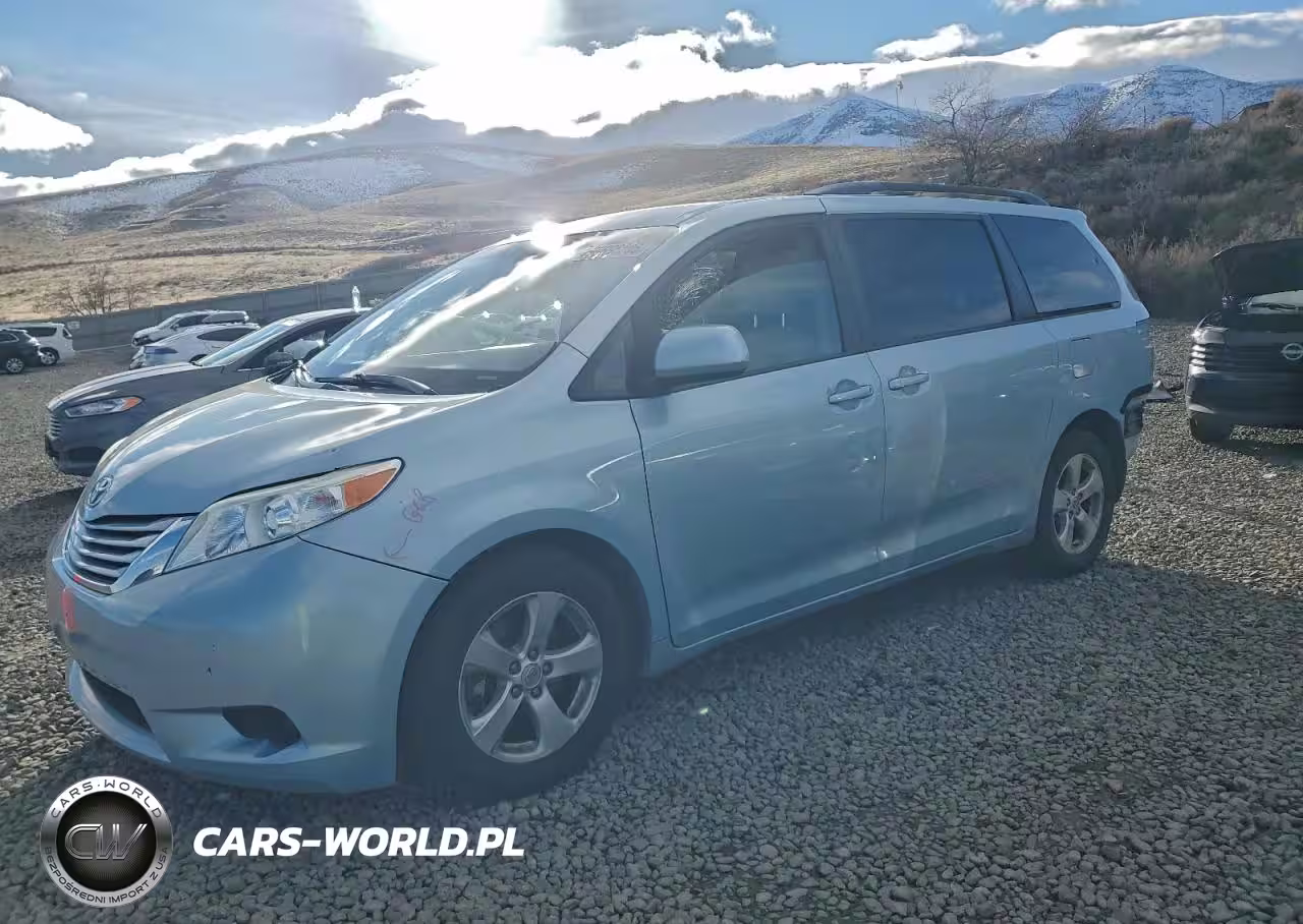 2015 Toyota Sienna Le