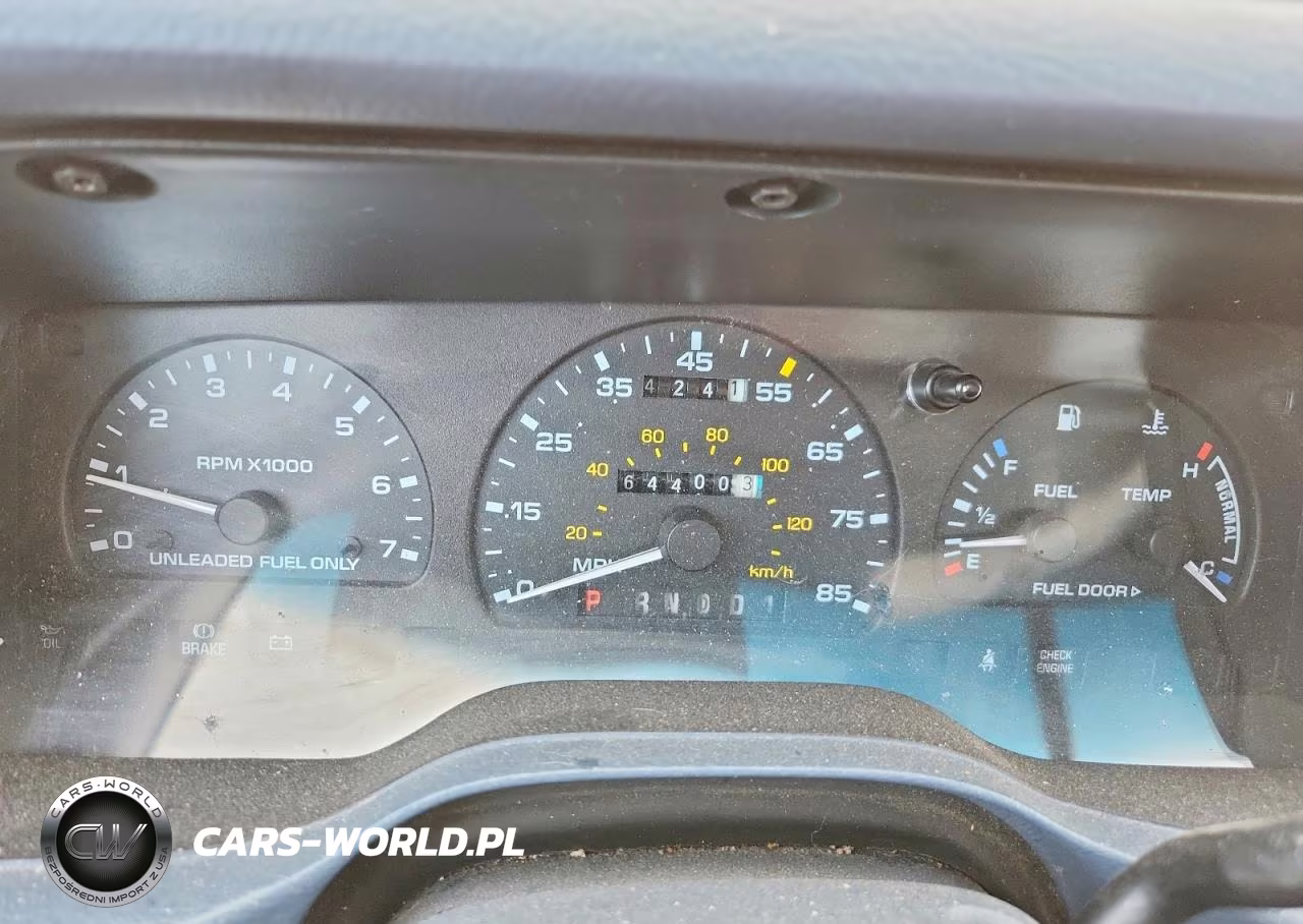 1993 Mercury Sable Gs VIN:1MELM5045PG668300 - 9