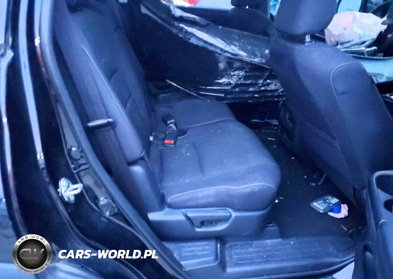 2019 Honda Passport Sport VIN:5FNYF8H2XKB023280 - 10