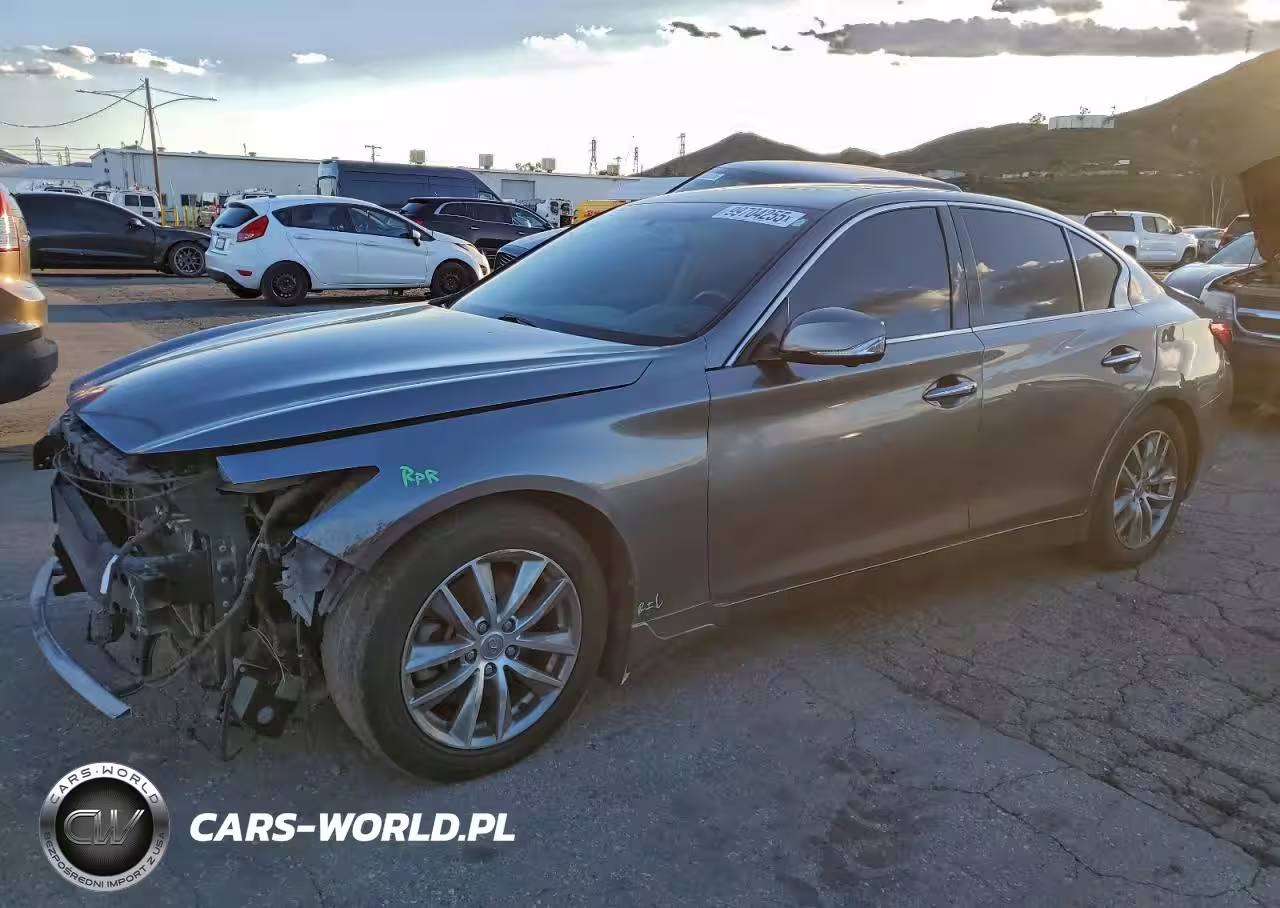 2014 Infiniti Q50 Base