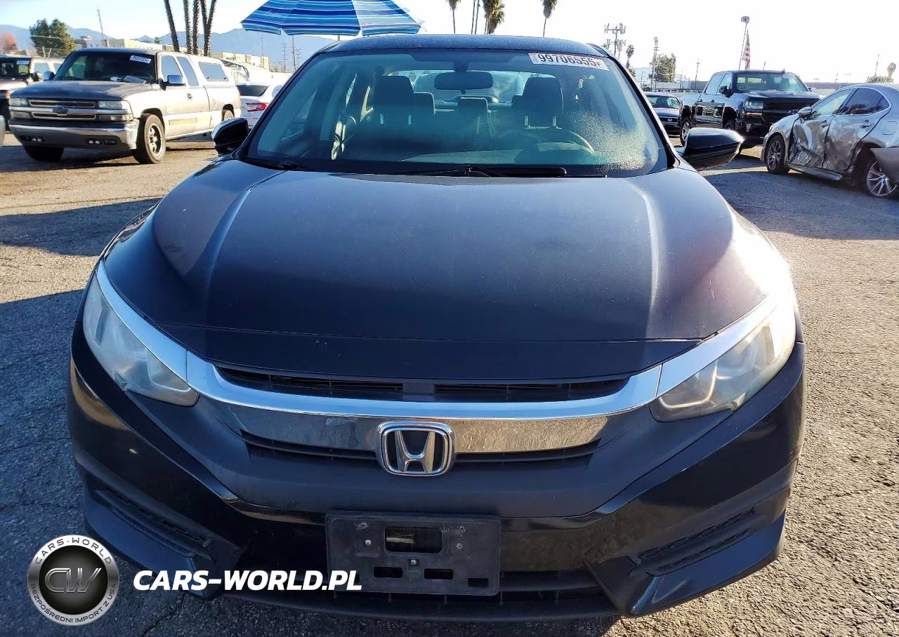 2018 Honda Civic Lx VIN:2HGFC2F56JH521562 - 5
