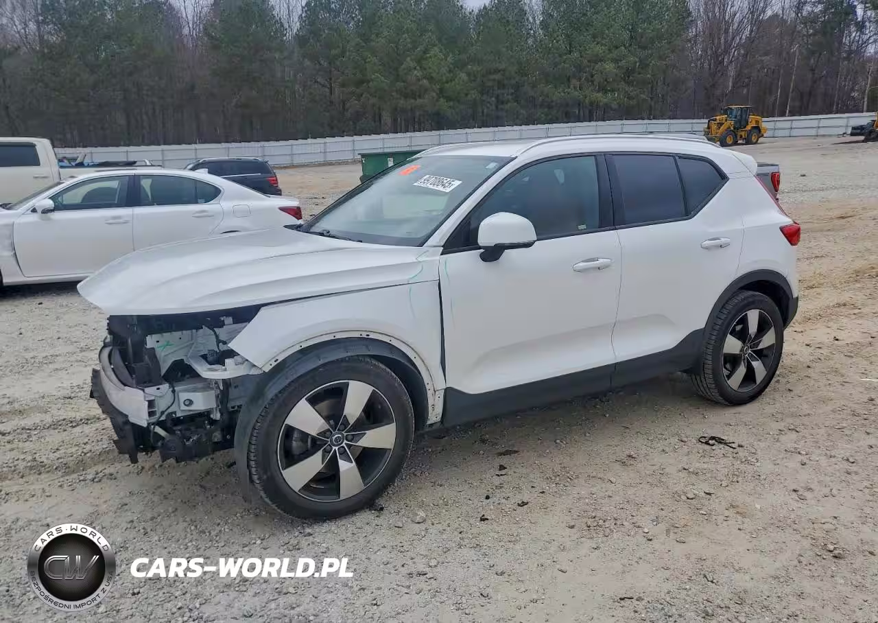 2019 Volvo Xc40 T5 Momentum