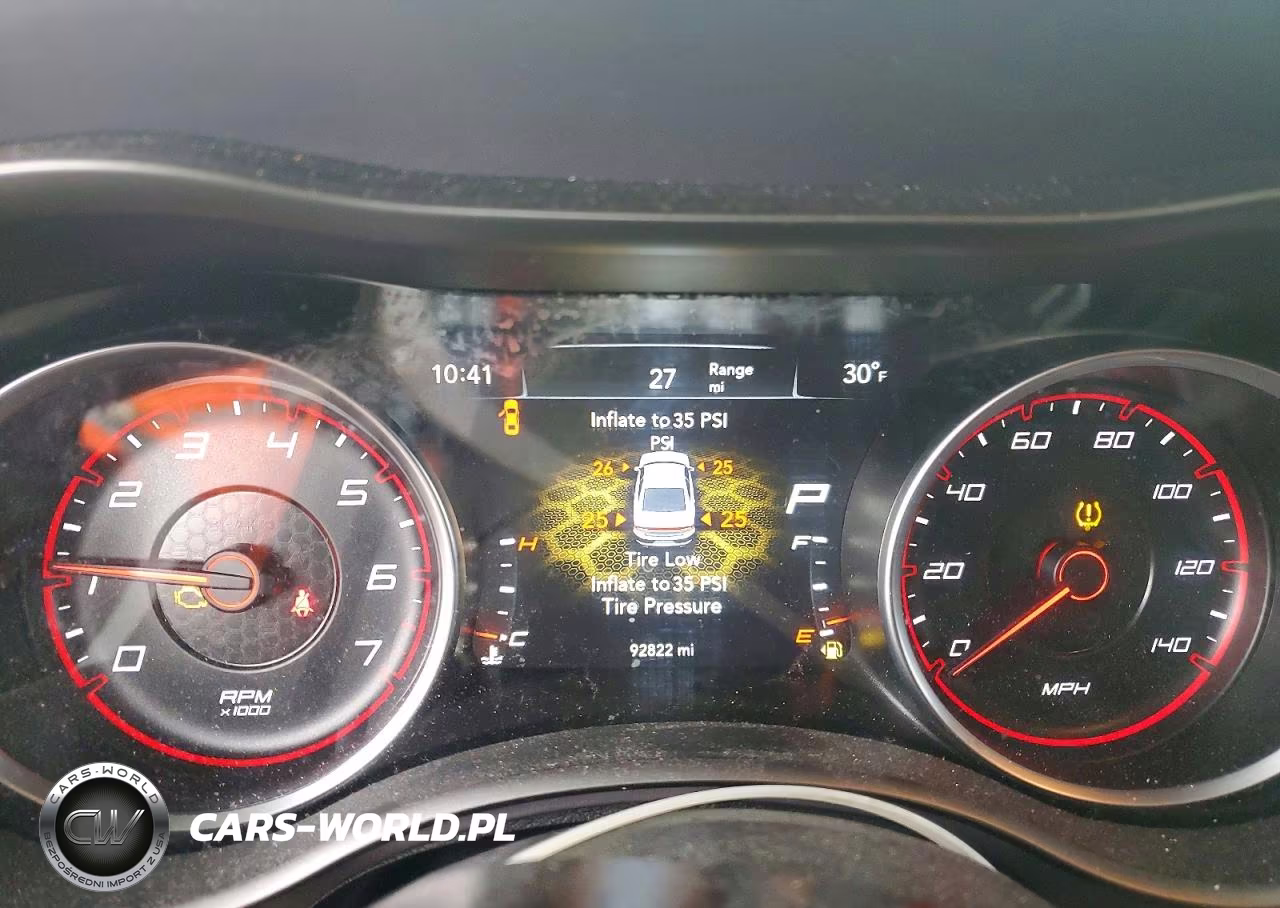 2020 Dodge Charger Sxt VIN:2C3CDXBG9LH235392 - 9