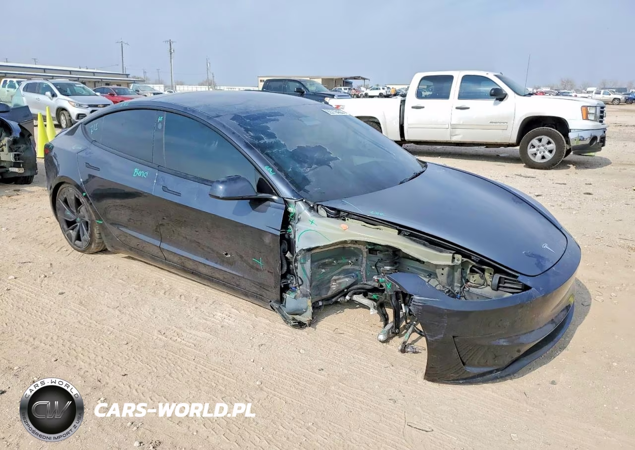 2024 Tesla Model 3 VIN:5YJ3E1ET6RF855825 - 4