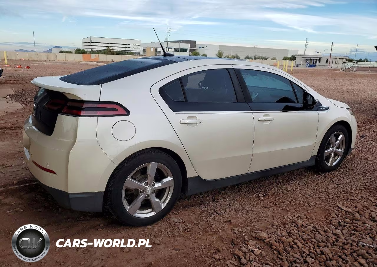 2012 Chevrolet Volt VIN:1G1RB6E4XCU108521 - 3