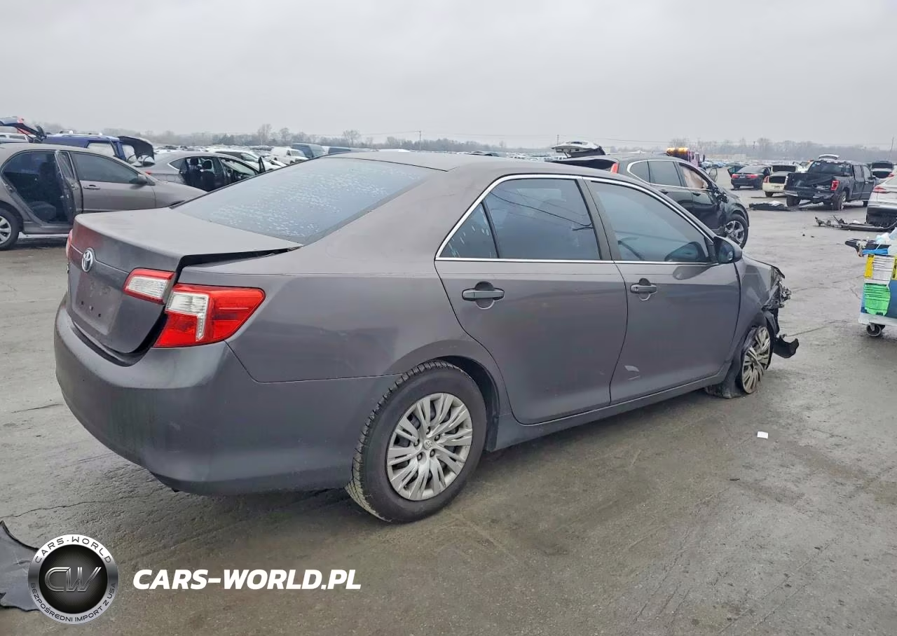 2014 Toyota Camry L VIN:4T1BF1FK1EU798591 - 3