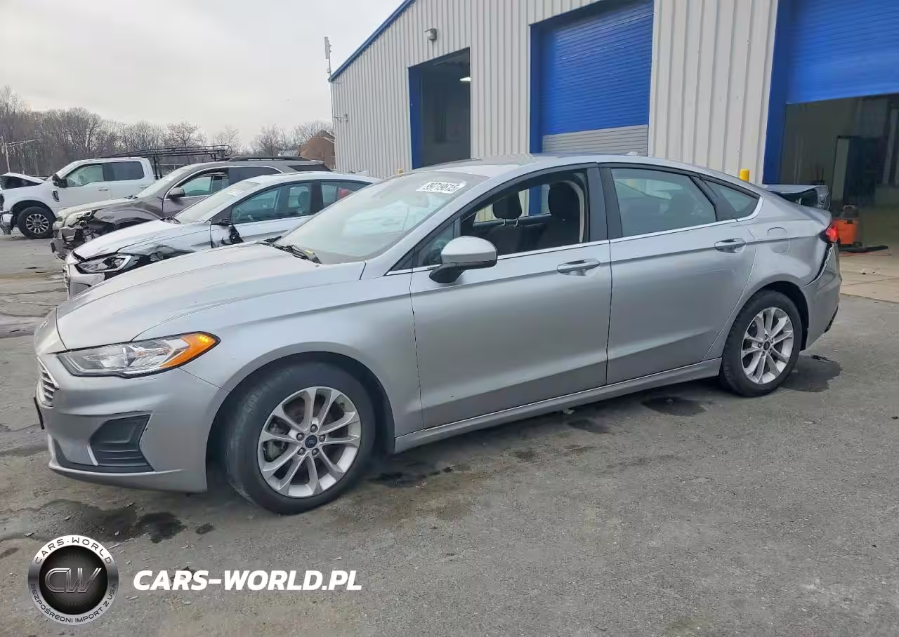 2020 Ford Fusion Se