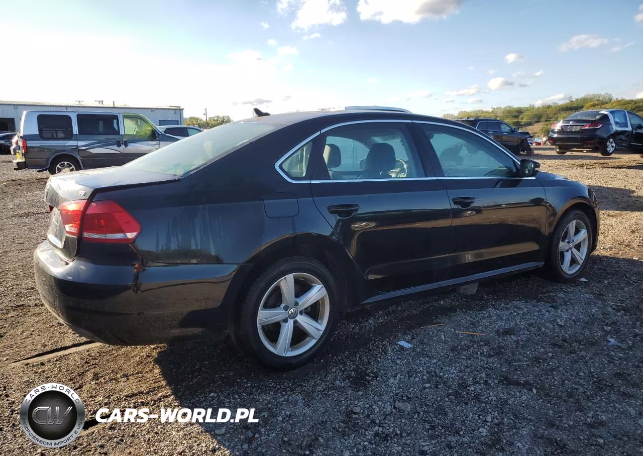 2013 Volkswagen Passat Se VIN:1VWBP7A32DC113052 - 3