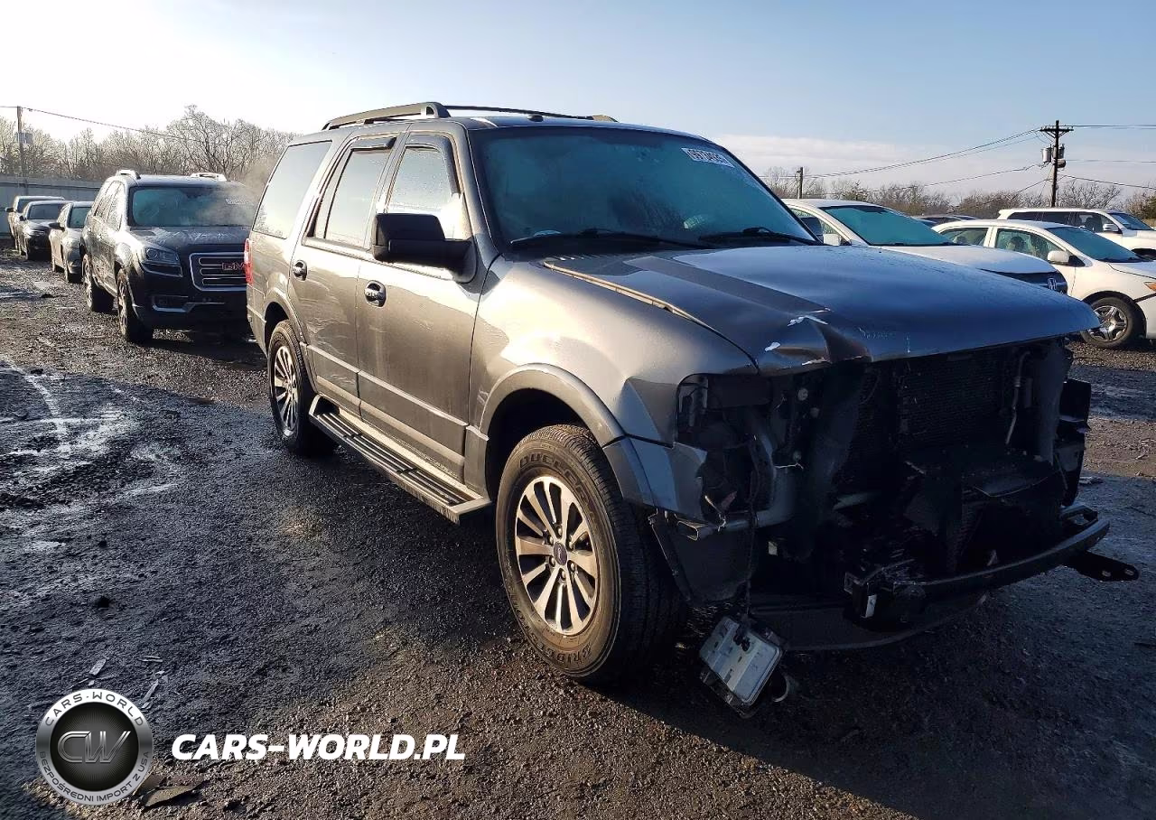 2017 Ford Expedition Xlt VIN:1FMJU1HT7HEA82574 - 4
