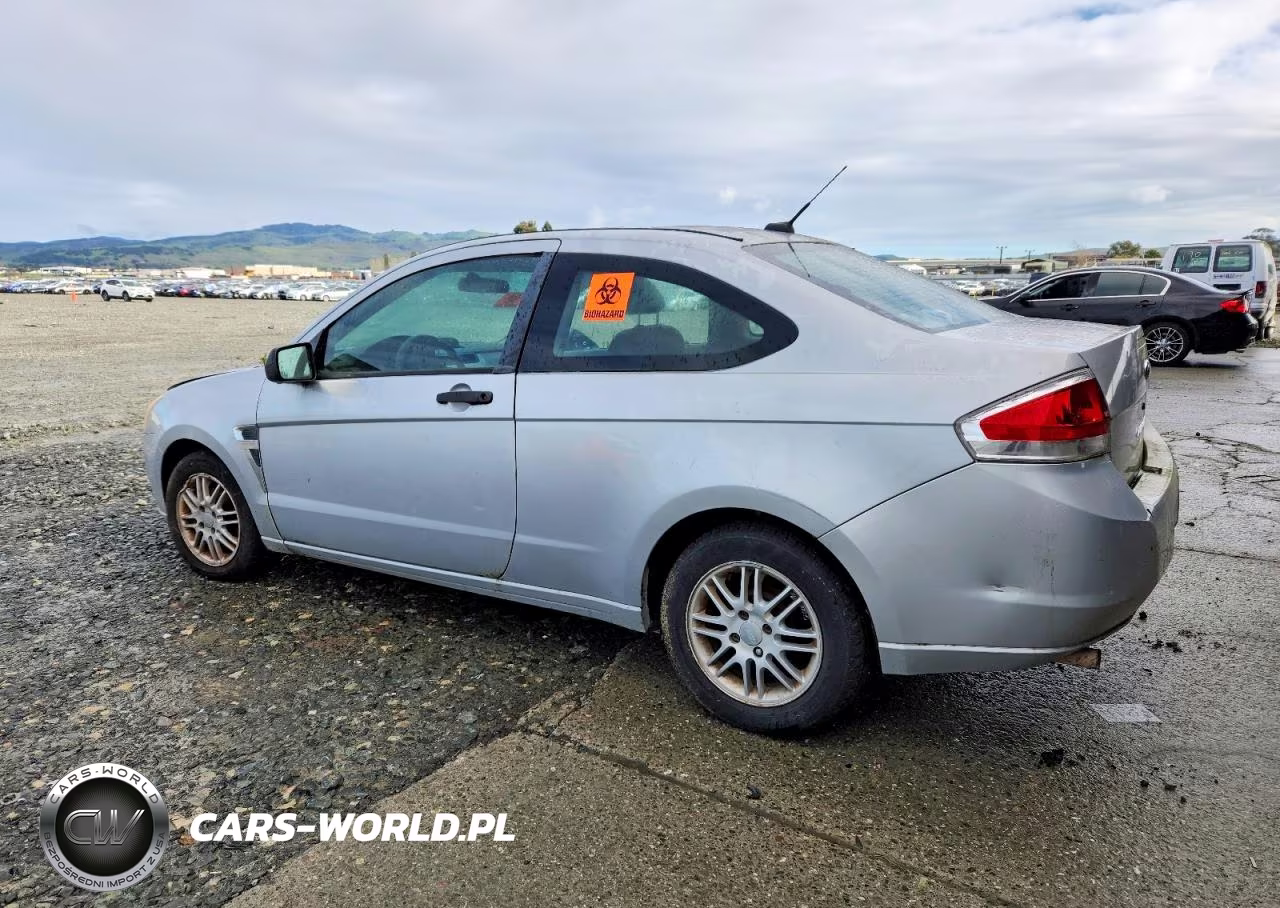 2008 Ford Focus Se VIN:1FAHP33N18W126745 - 2