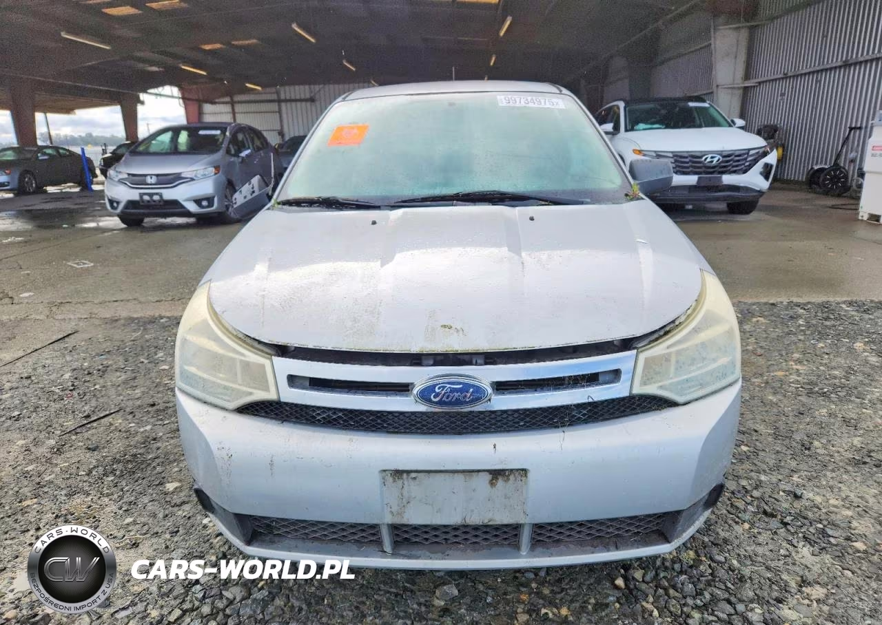 2008 Ford Focus Se VIN:1FAHP33N18W126745 - 5