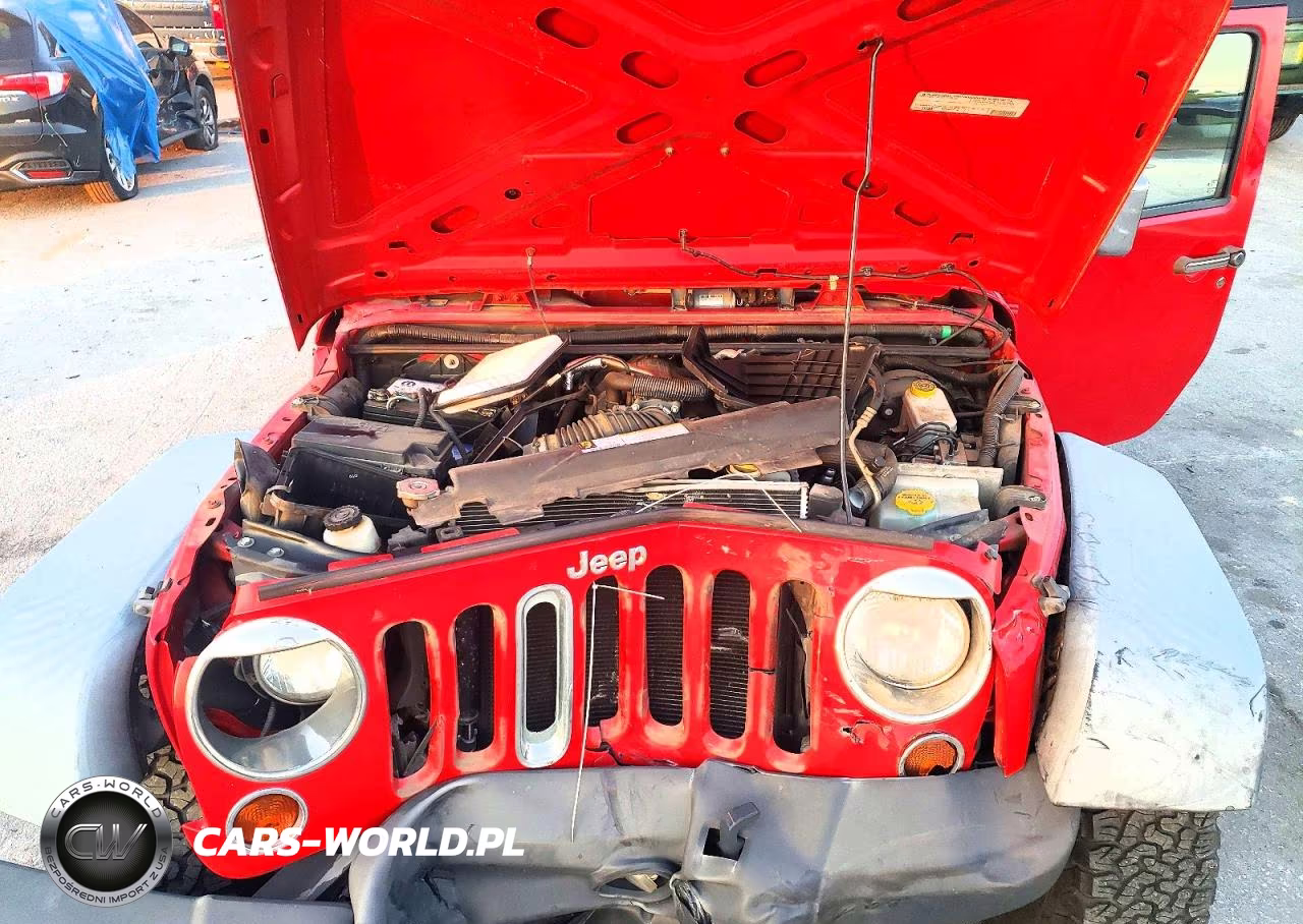 2011 Jeep Wrangler Unlimited Sport VIN:1J4BA3H12BL630330 - 11