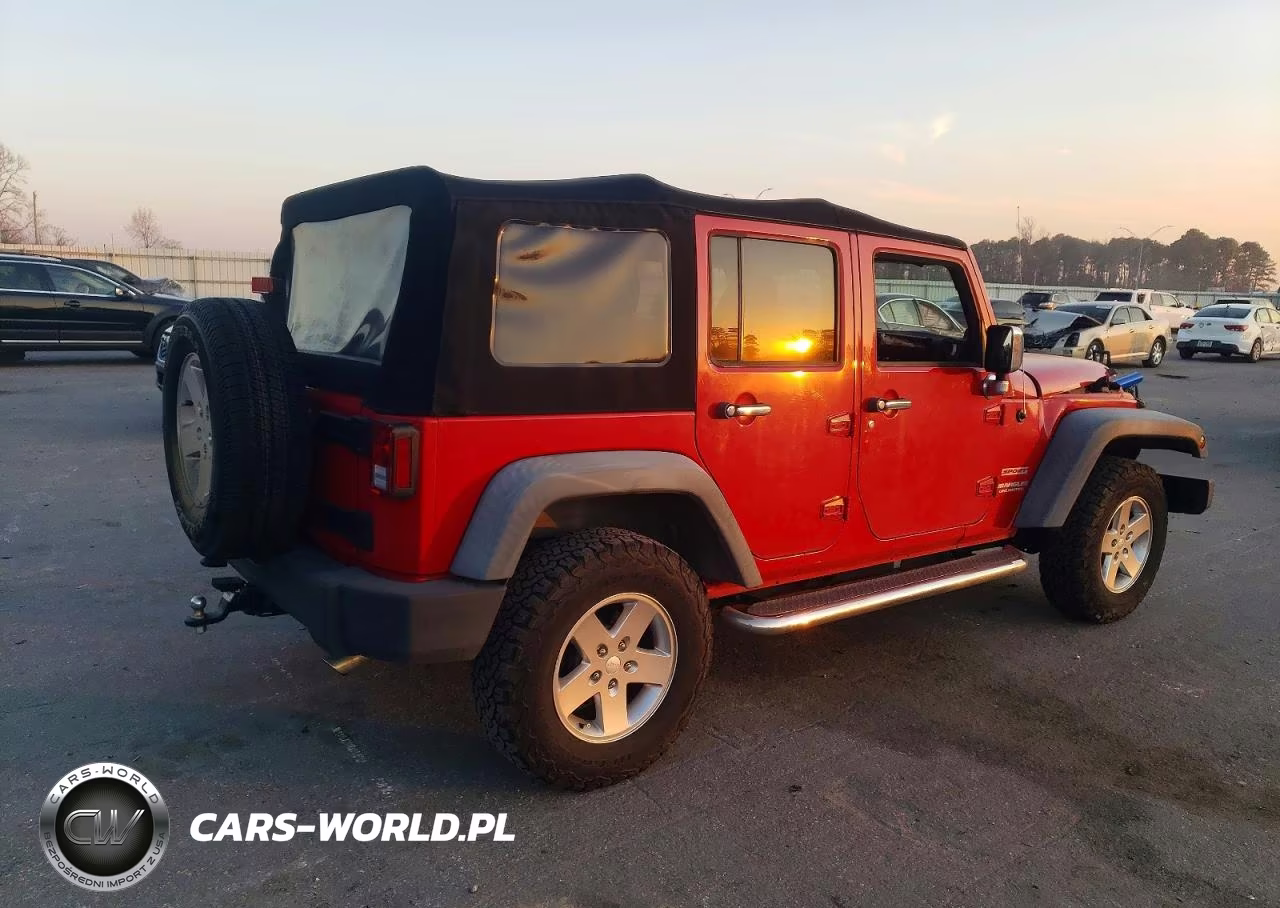 2011 Jeep Wrangler Unlimited Sport VIN:1J4BA3H12BL630330 - 3