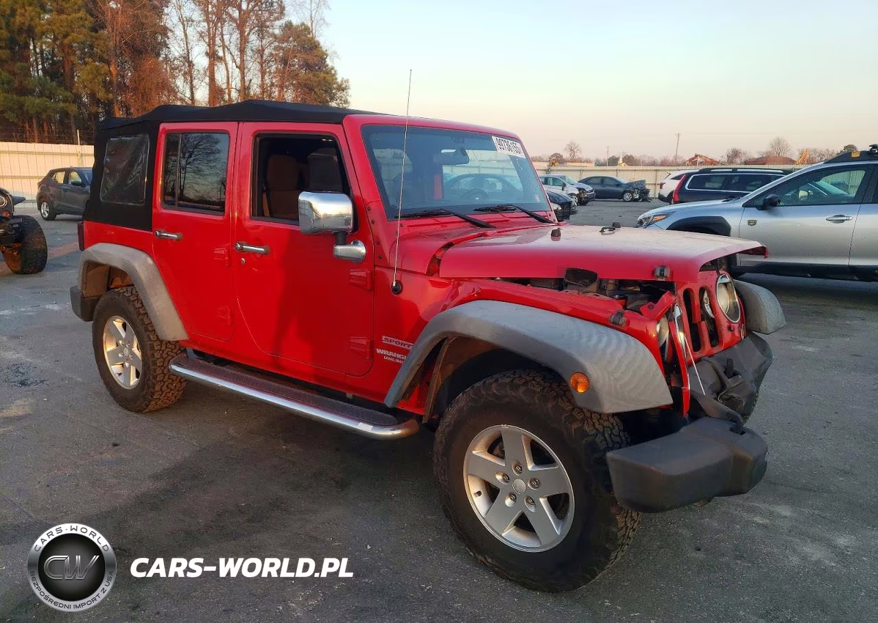 2011 Jeep Wrangler Unlimited Sport VIN:1J4BA3H12BL630330 - 4