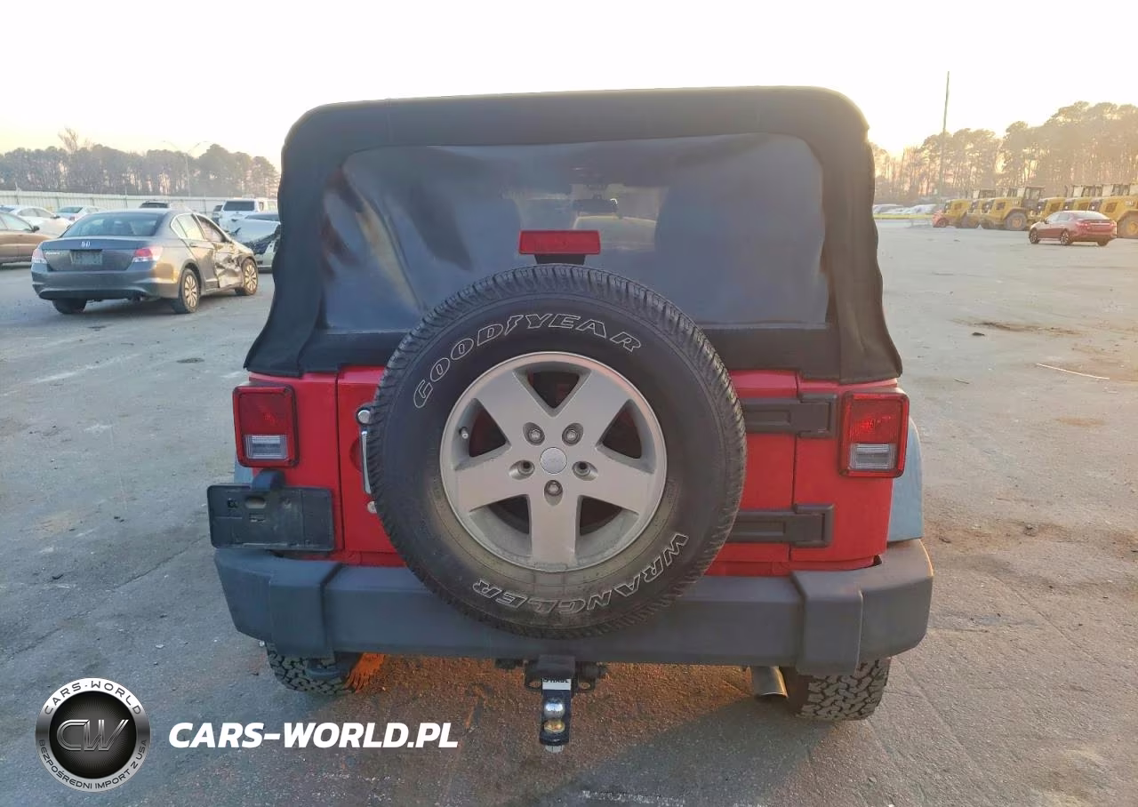 2011 Jeep Wrangler Unlimited Sport VIN:1J4BA3H12BL630330 - 6