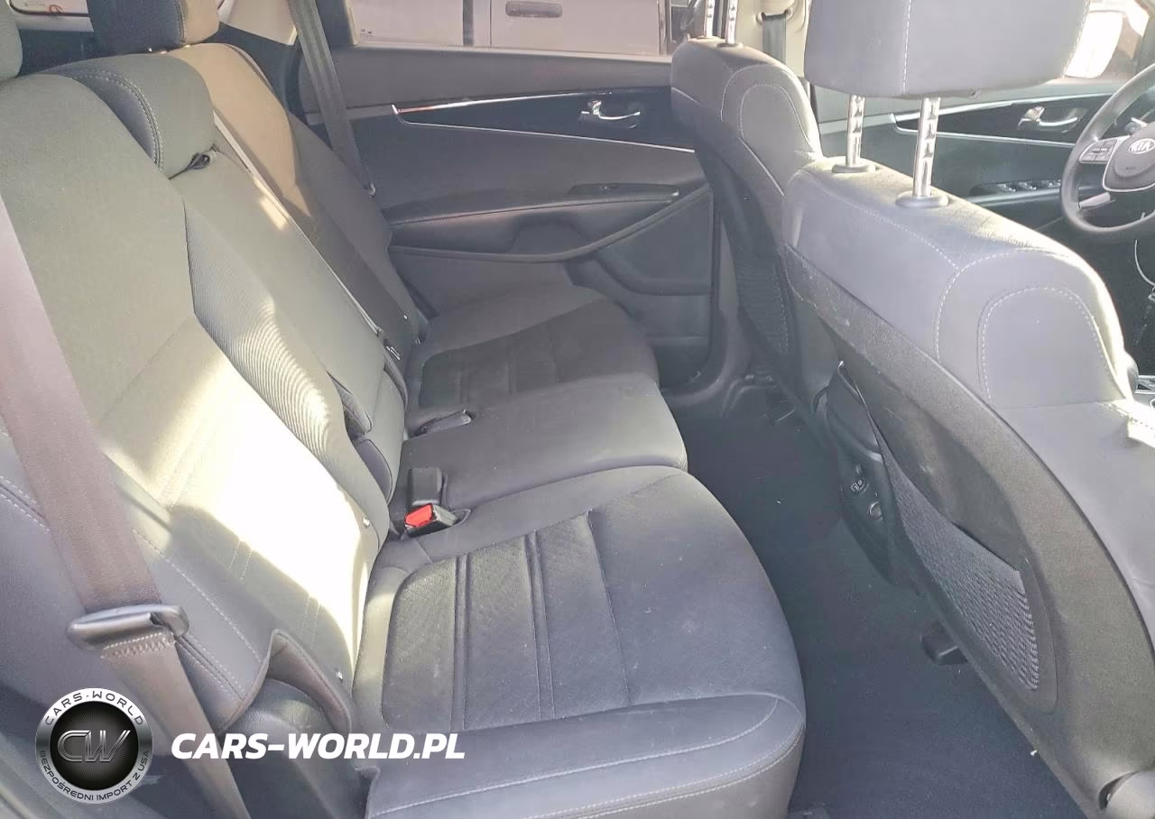 2019 Kia Sorento Lx VIN:5XYPGDA53KG560314 - 11