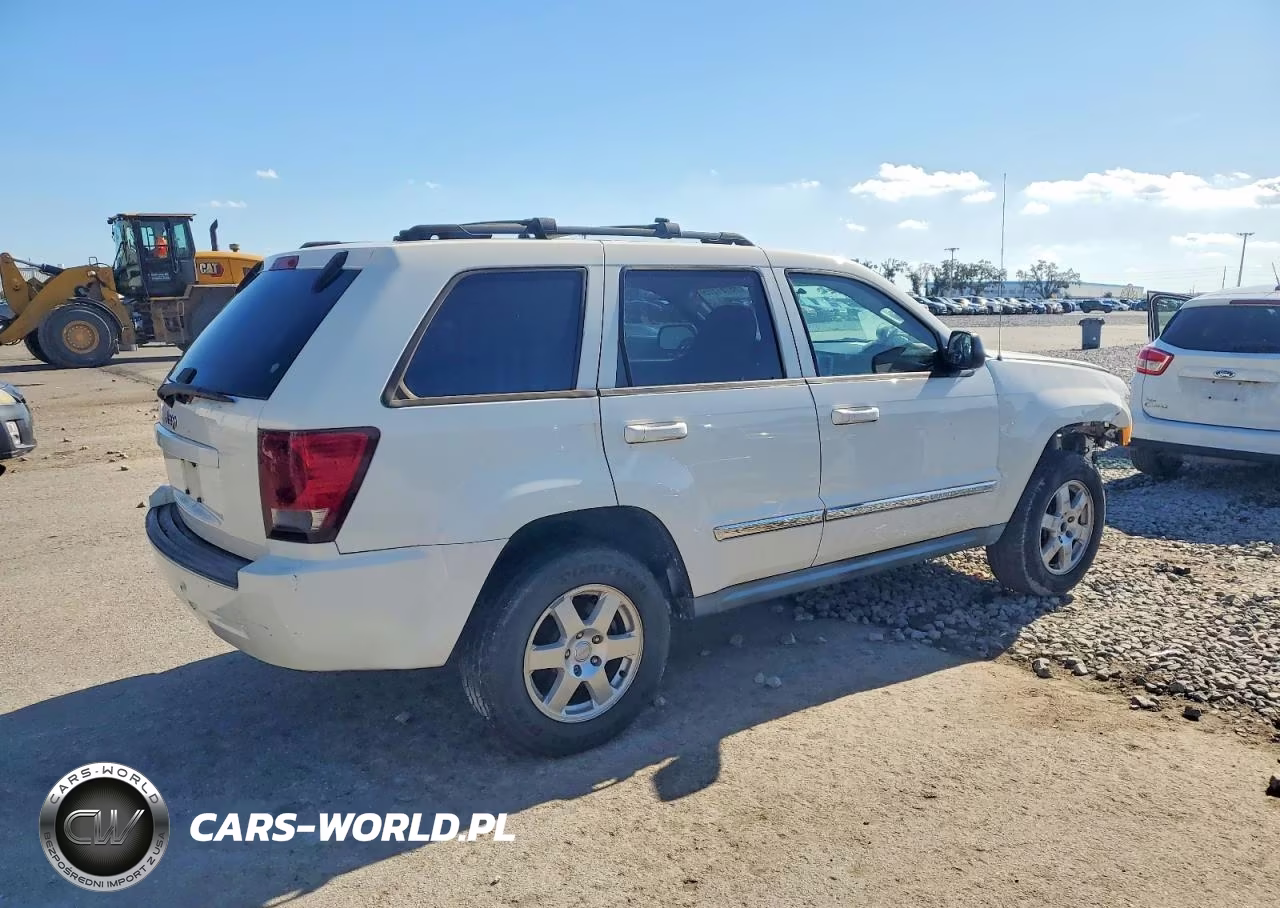 2010 Jeep Grand Cherokee Laredo VIN:1J4PS4GK5AC160022 - 3