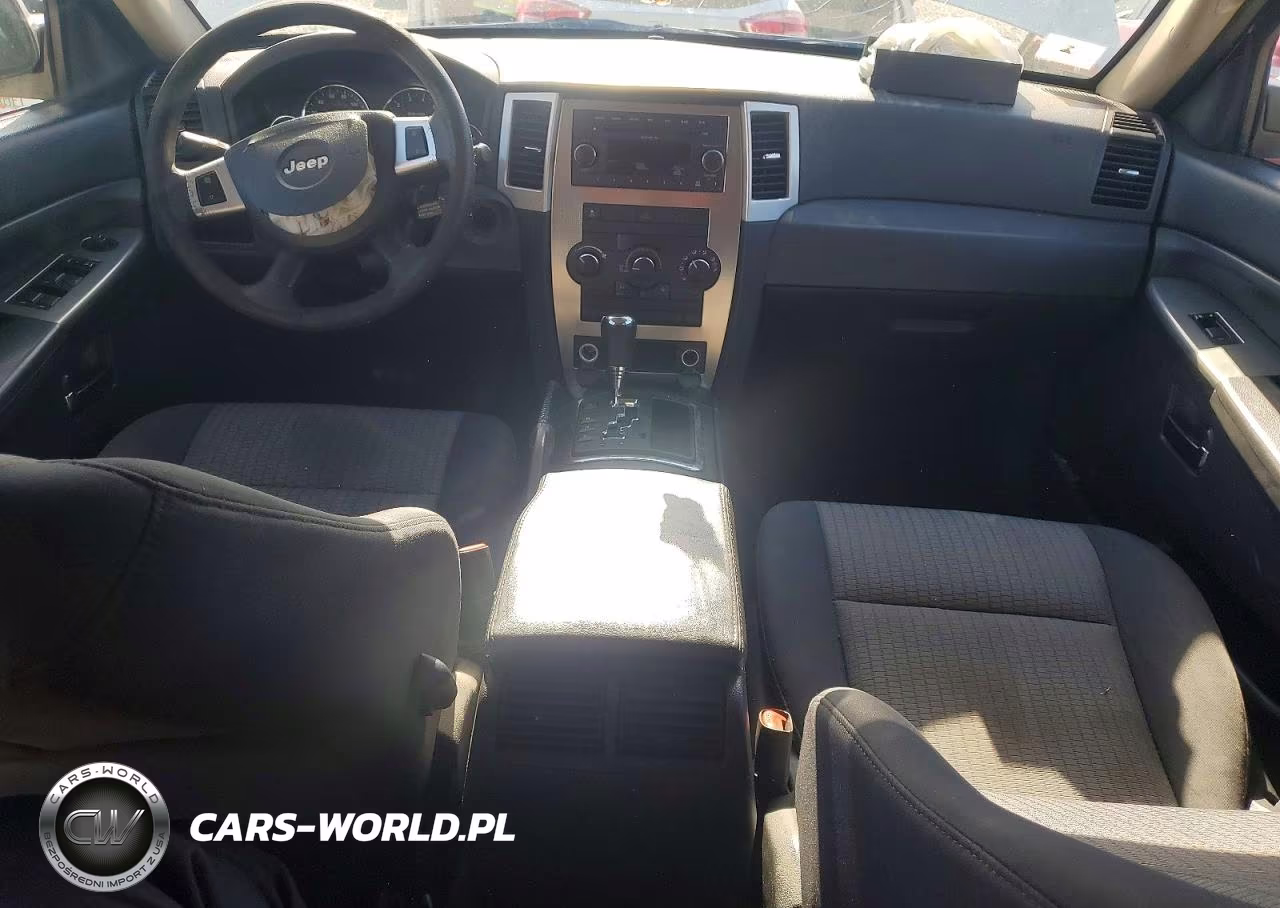 2010 Jeep Grand Cherokee Laredo VIN:1J4PS4GK5AC160022 - 8