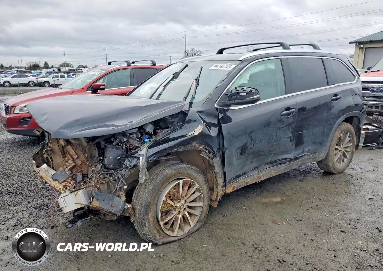 2019 Toyota Highlander Se