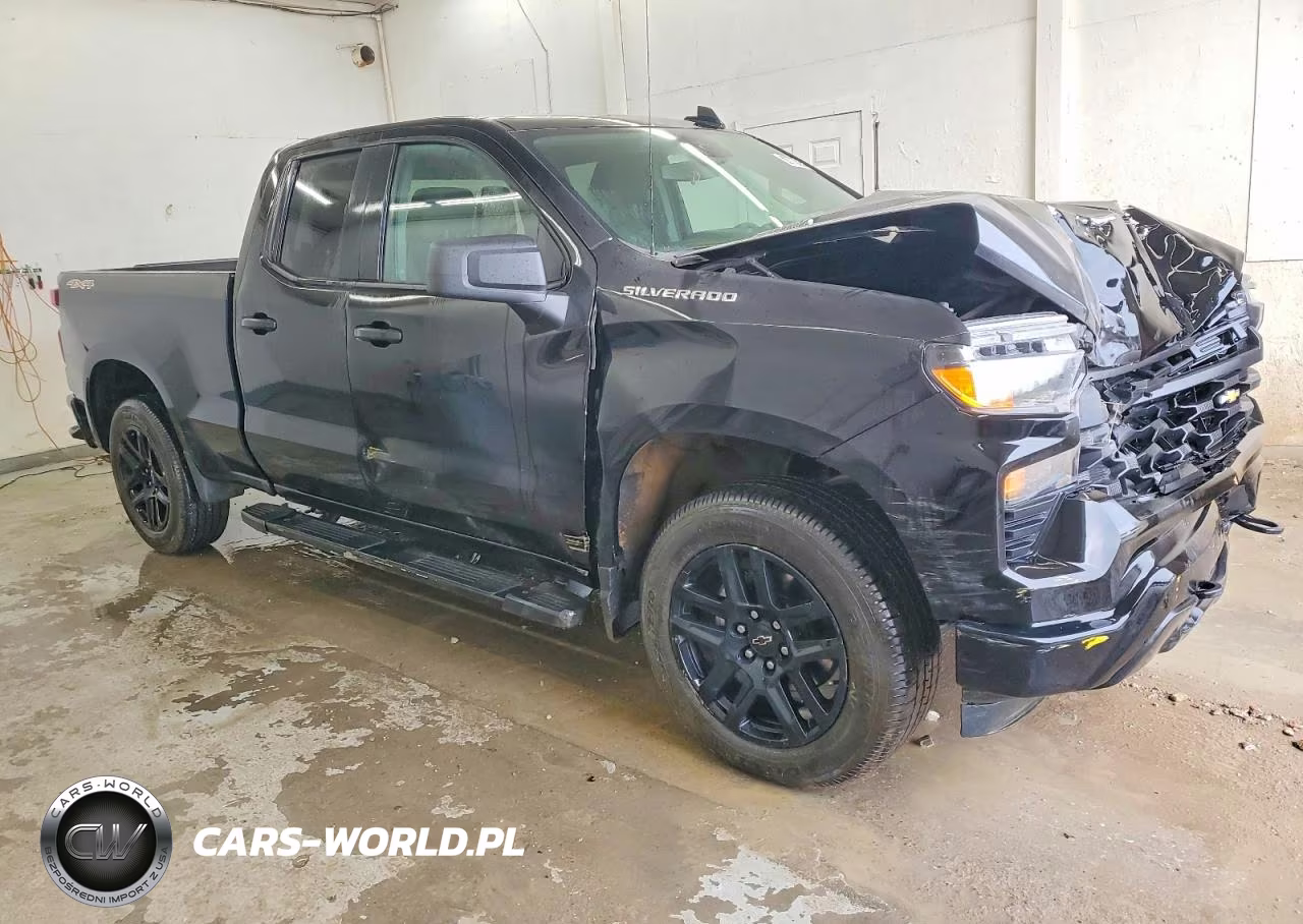 2024 Chevrolet Silverado K1500 Custom VIN:1GCRDBEK6RZ357144 - 4