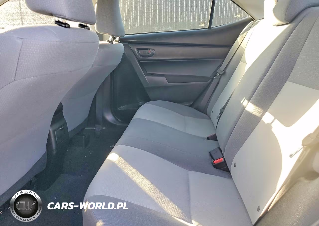 2017 Toyota Corolla L VIN:5YFBURHE0HP736956 - 10