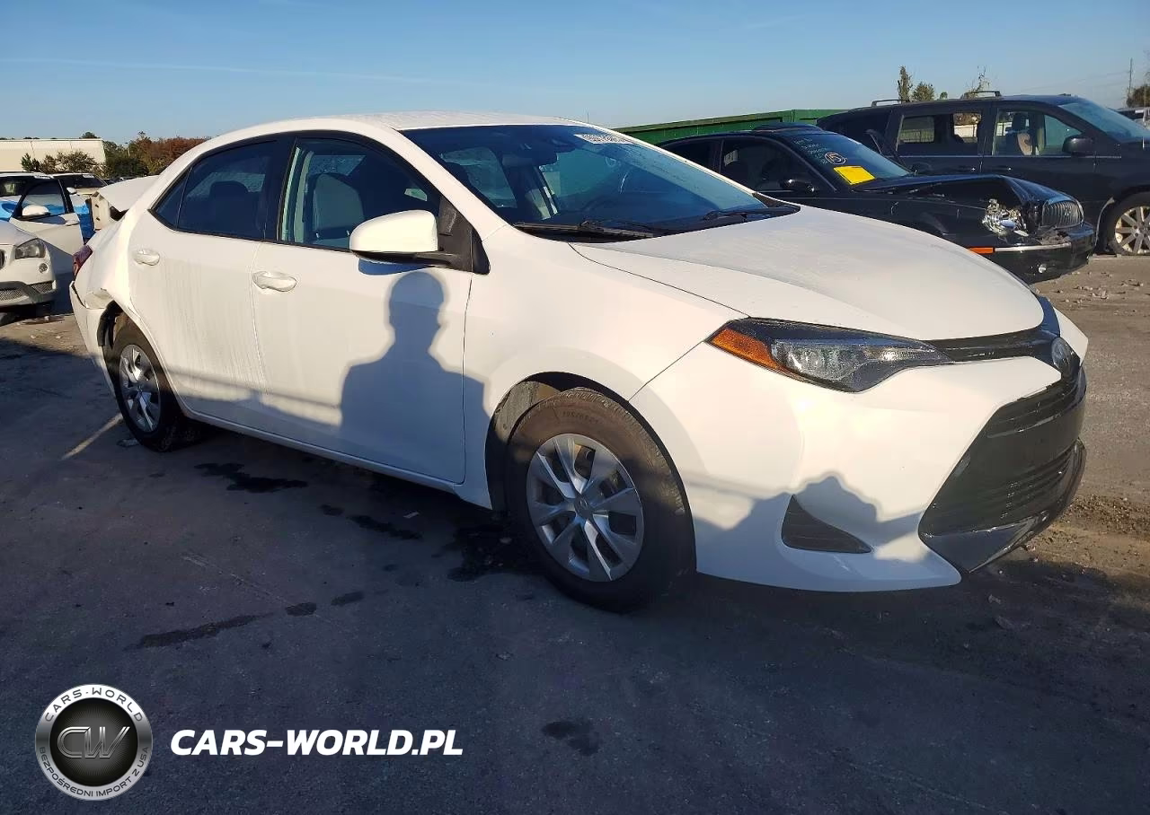 2017 Toyota Corolla L VIN:5YFBURHE0HP736956 - 4