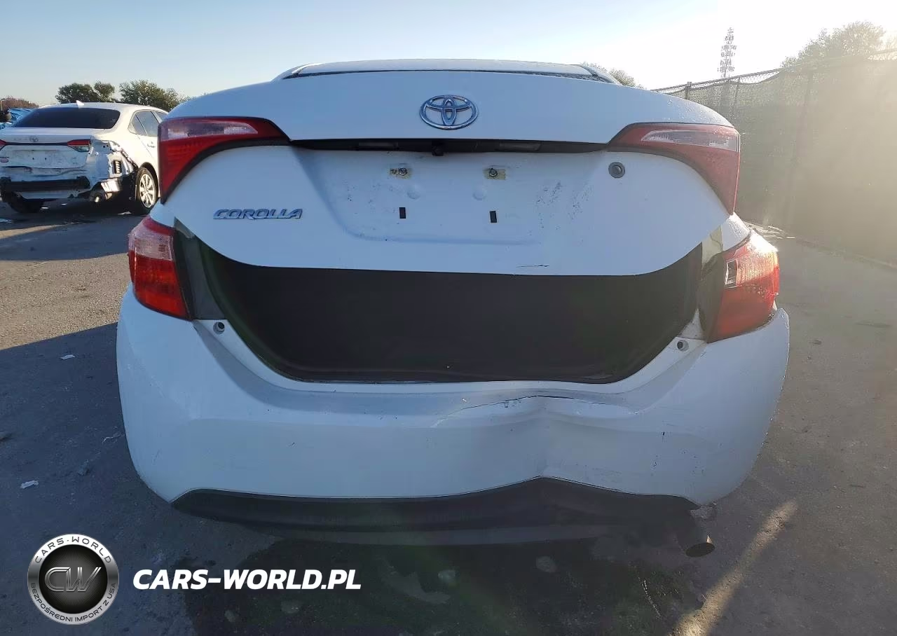 2017 Toyota Corolla L VIN:5YFBURHE0HP736956 - 6