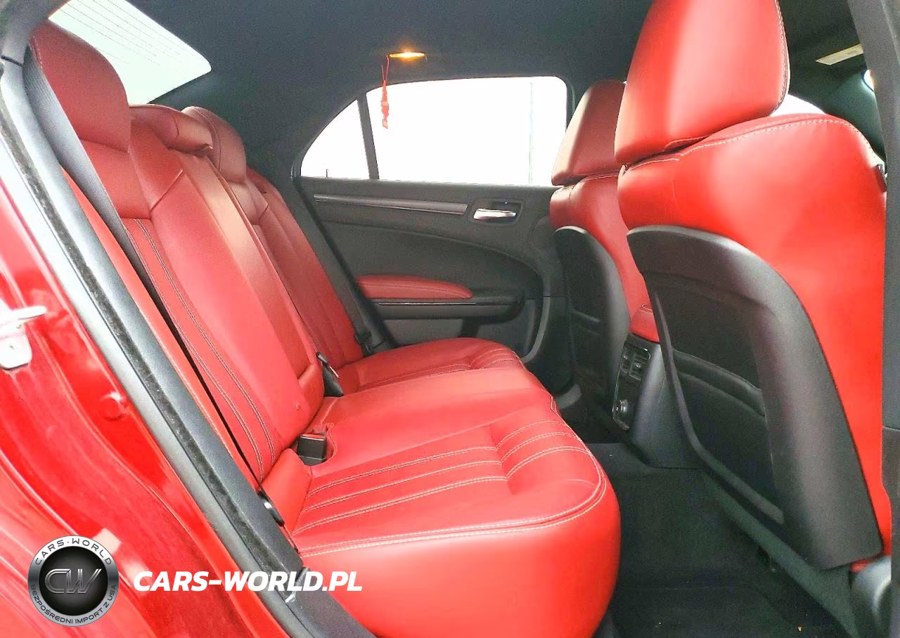 2013 Chrysler 300 S VIN:2C3CCABT8DH557911 - 10