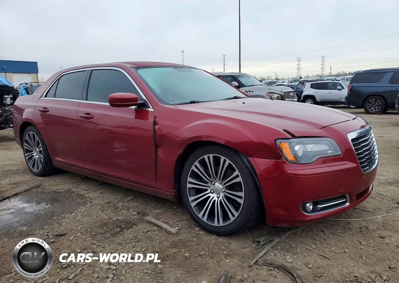 2013 Chrysler 300 S VIN:2C3CCABT8DH557911 - 4